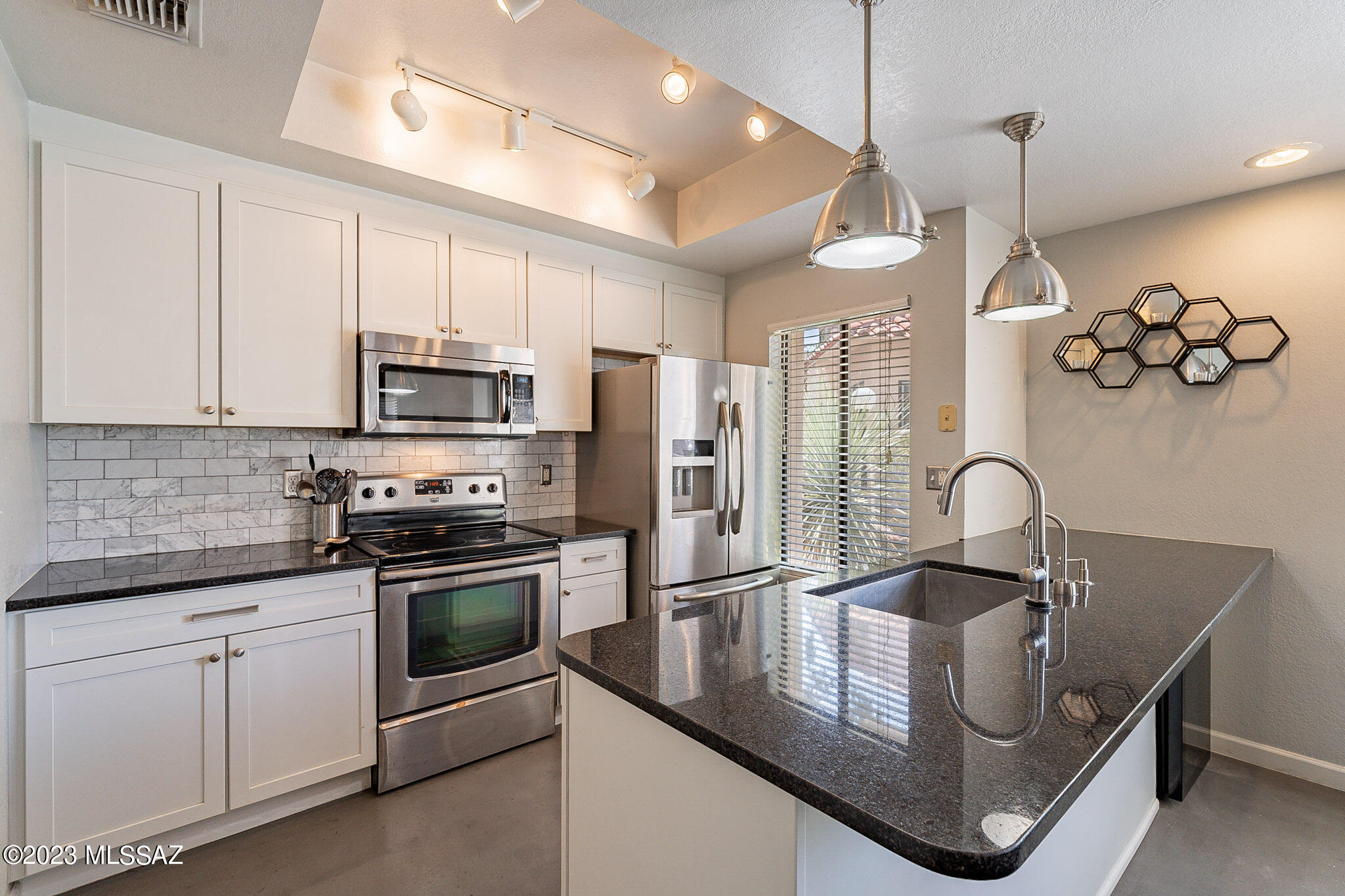 Condos At La Paloma (The) - Residential