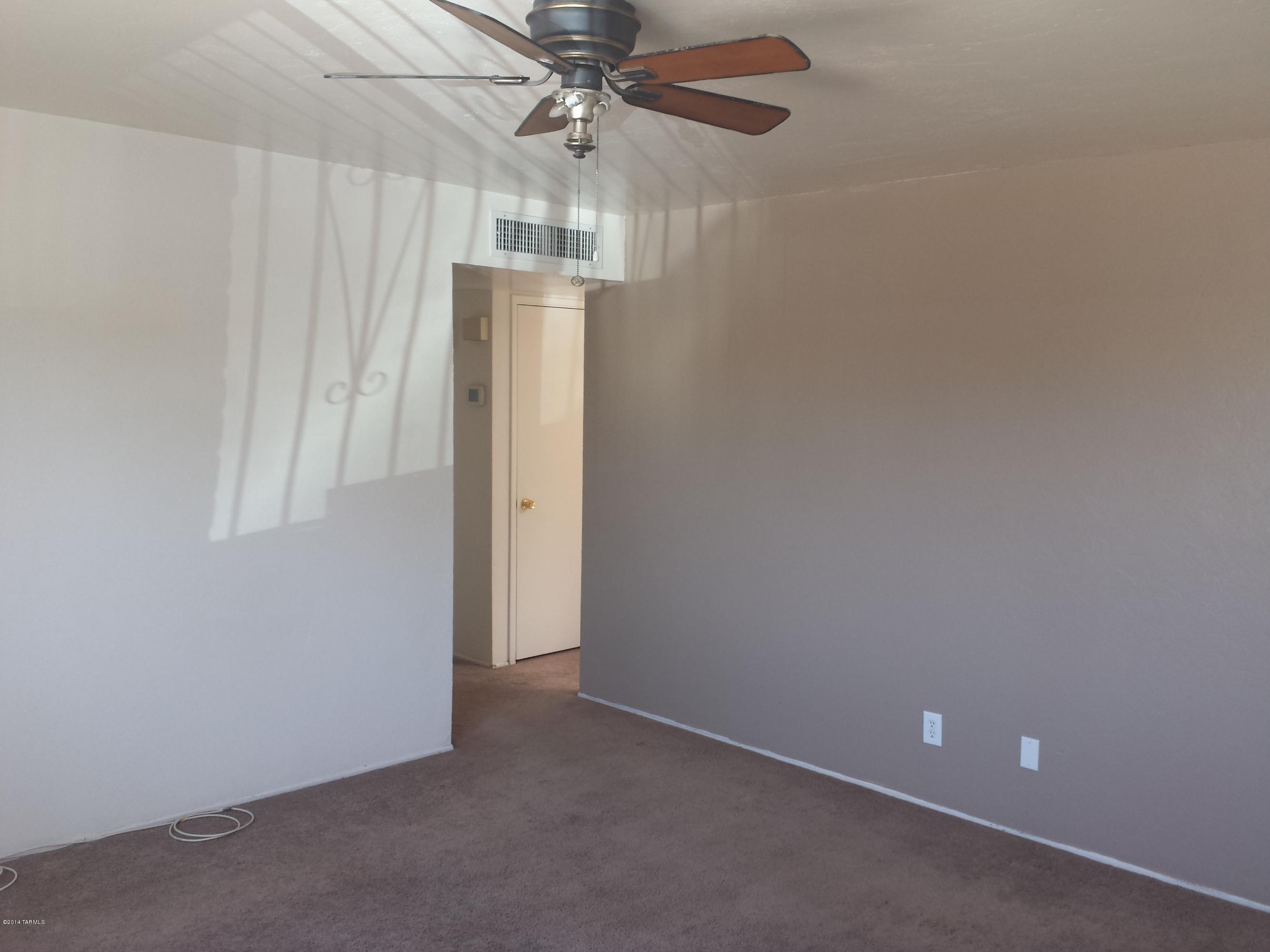 Escalante Heights (1-49) - Residential Lease