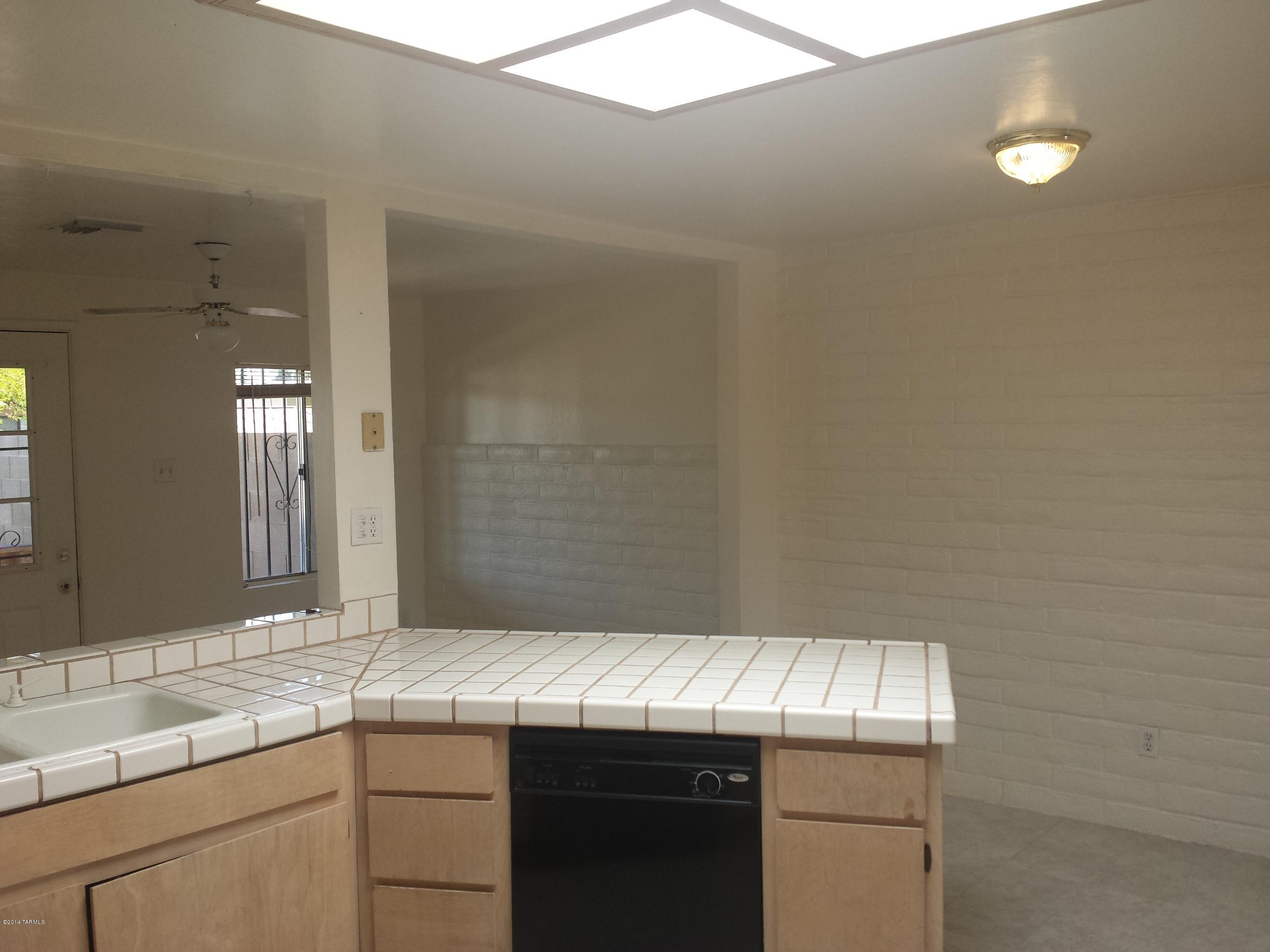 Escalante Heights (1-49) - Residential Lease