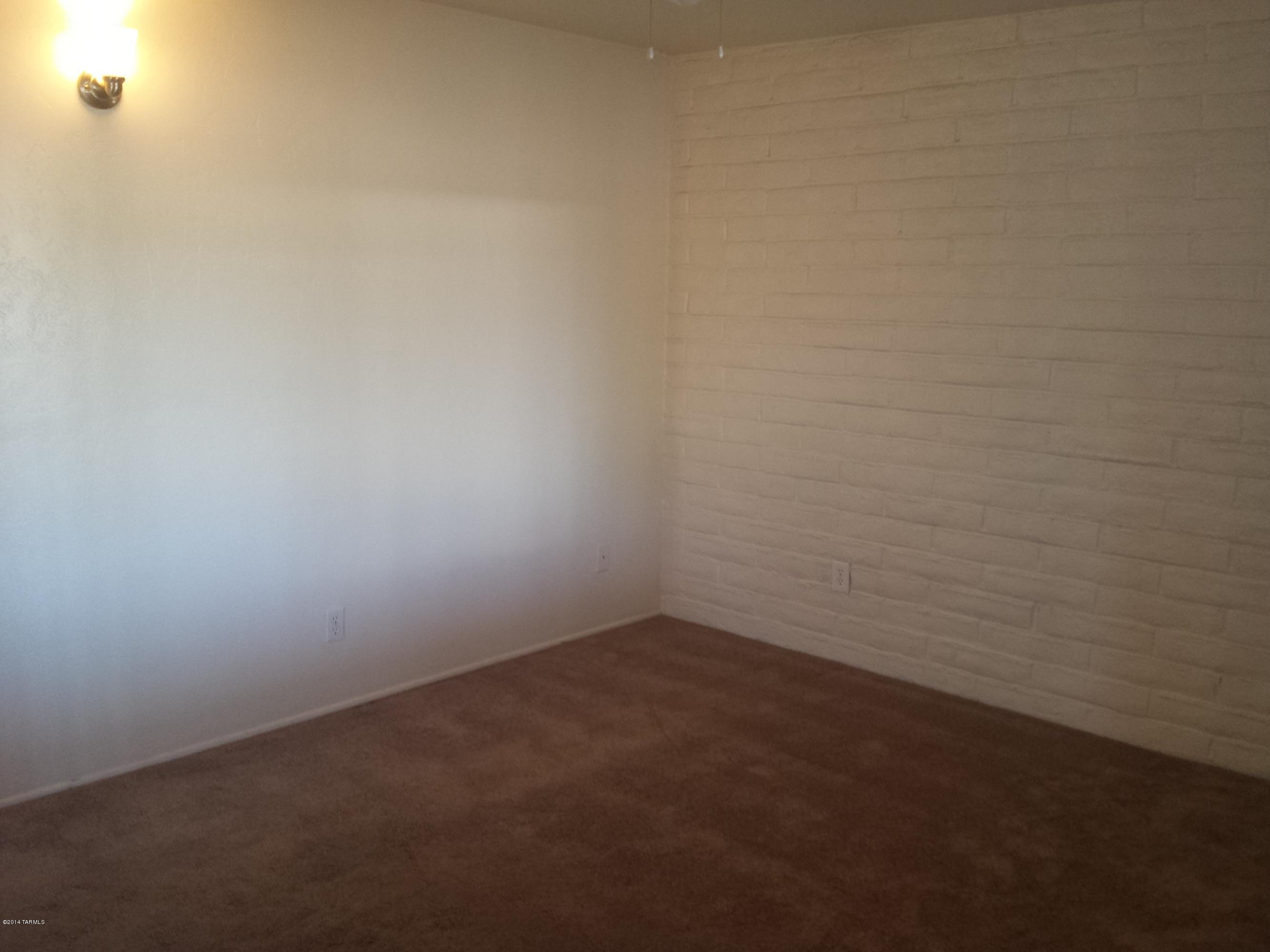 Escalante Heights (1-49) - Residential Lease