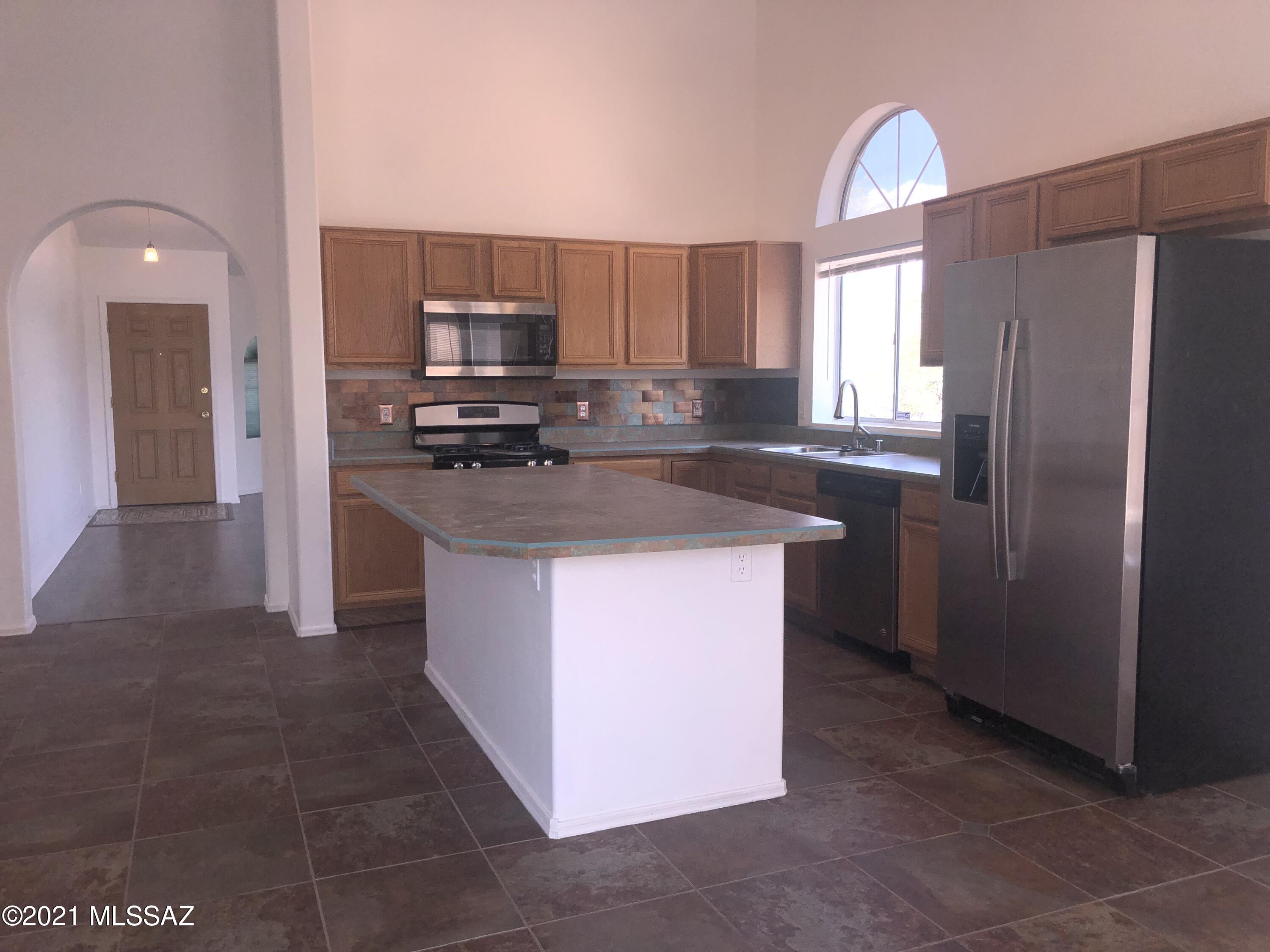 Catalina Shadows Estates (69-540) - Residential Lease