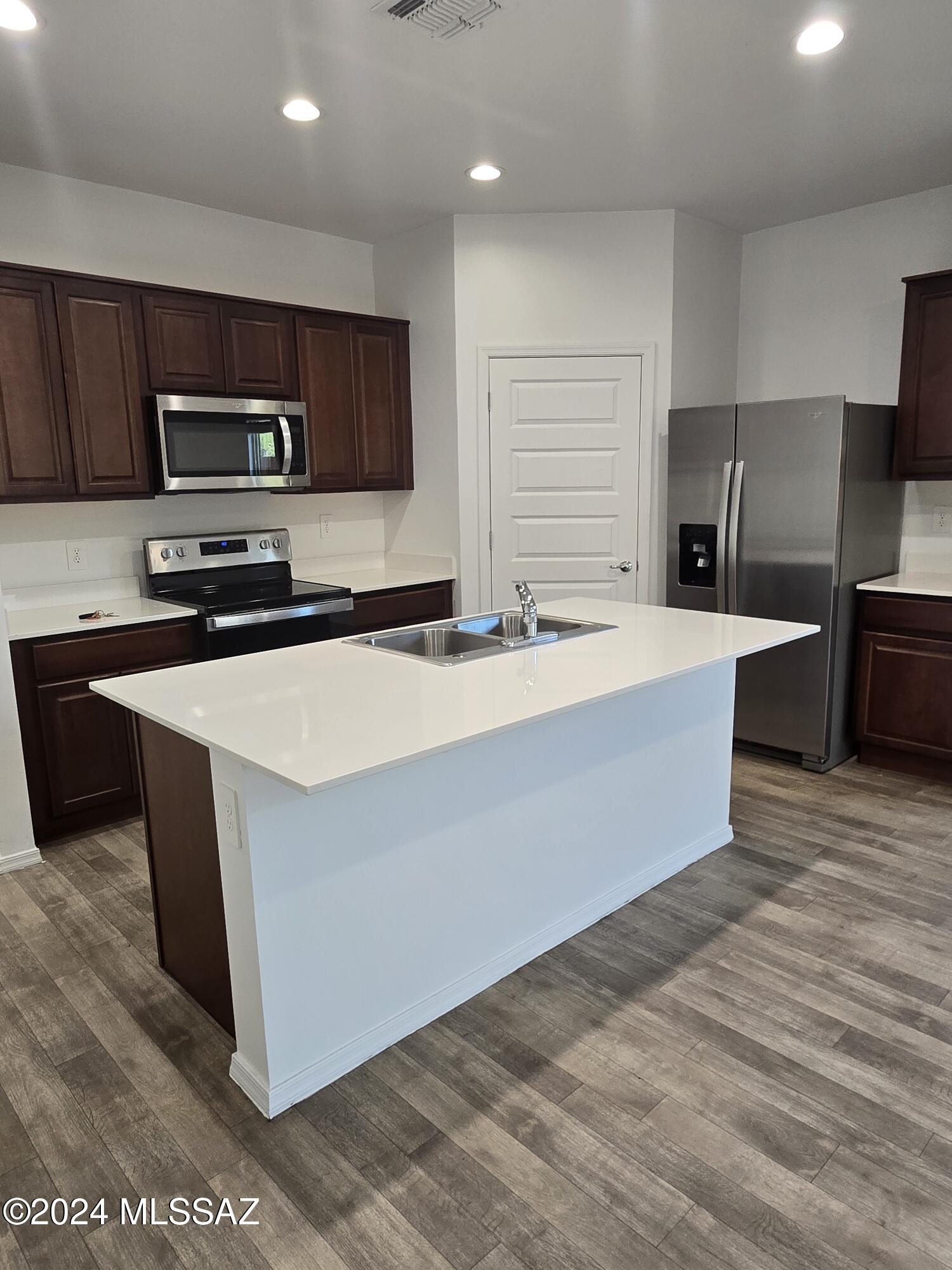 Roadrunner - Residential