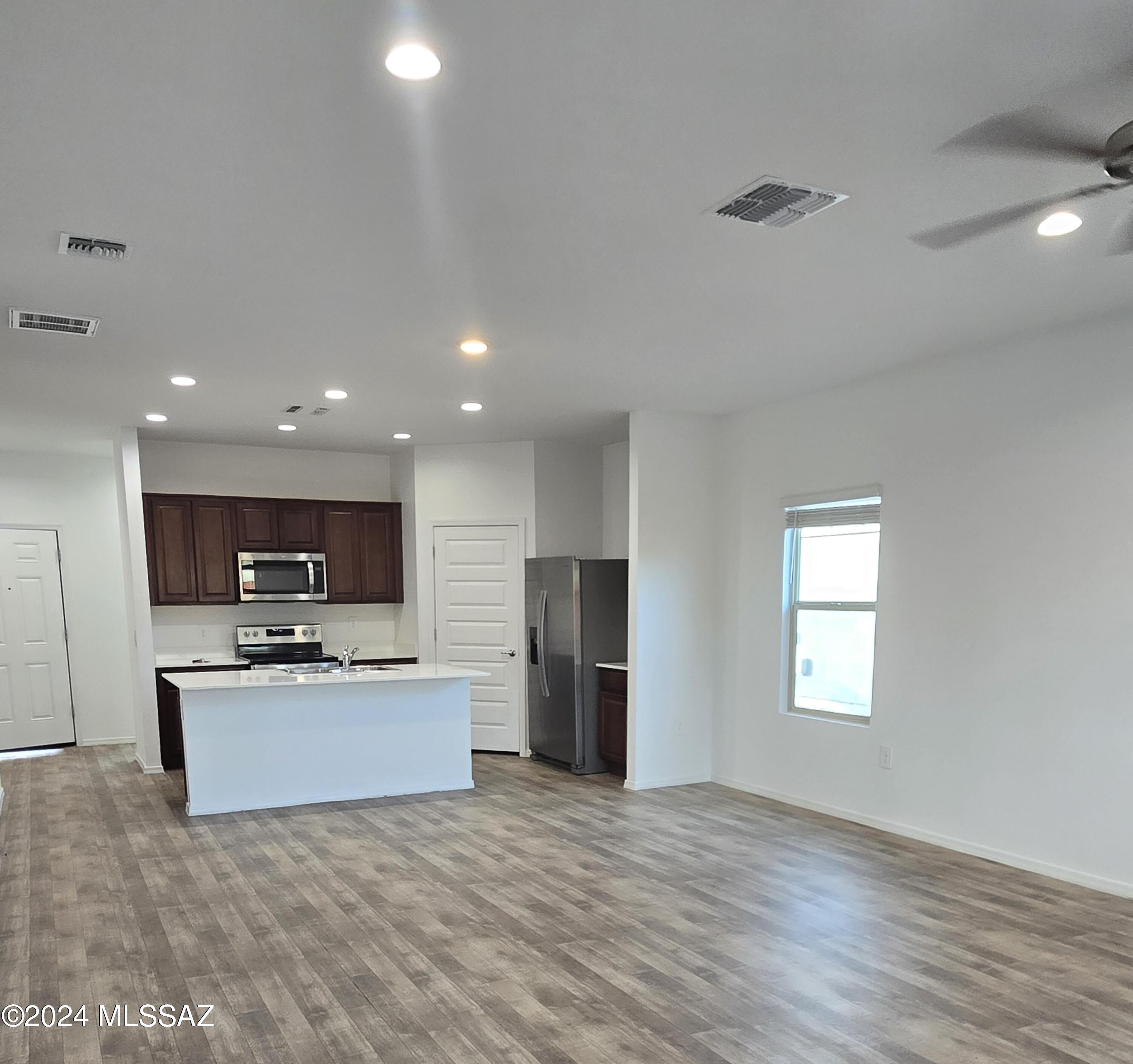 Roadrunner - Residential