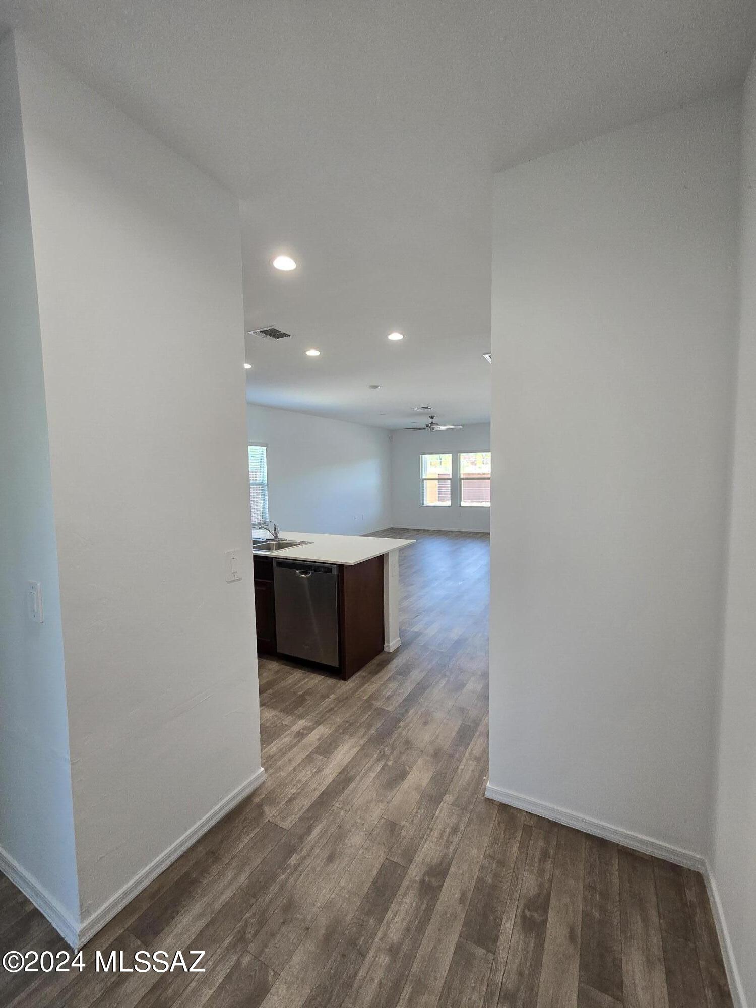 Roadrunner - Residential