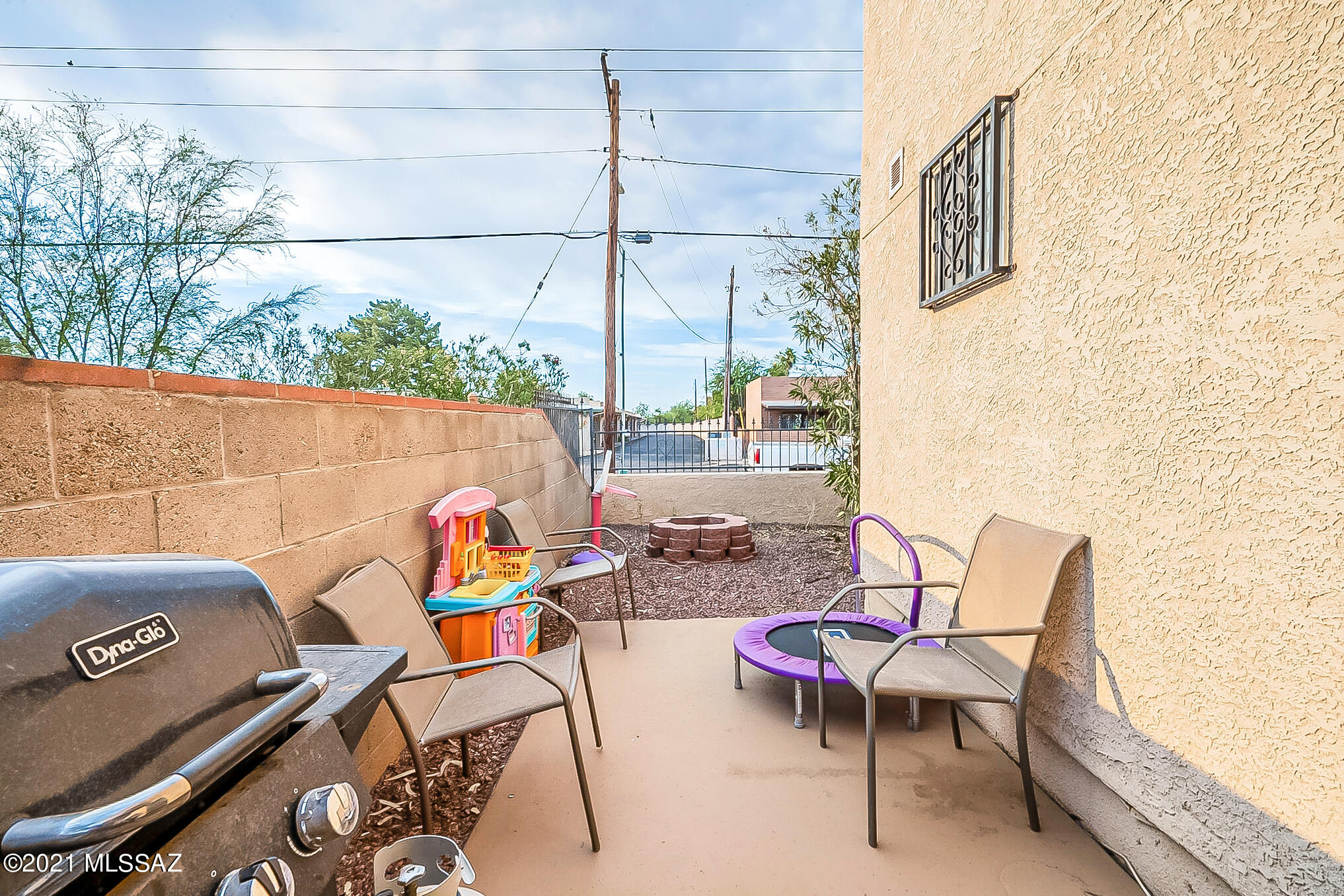 France Terrace Townhomes (1-27) - Residential