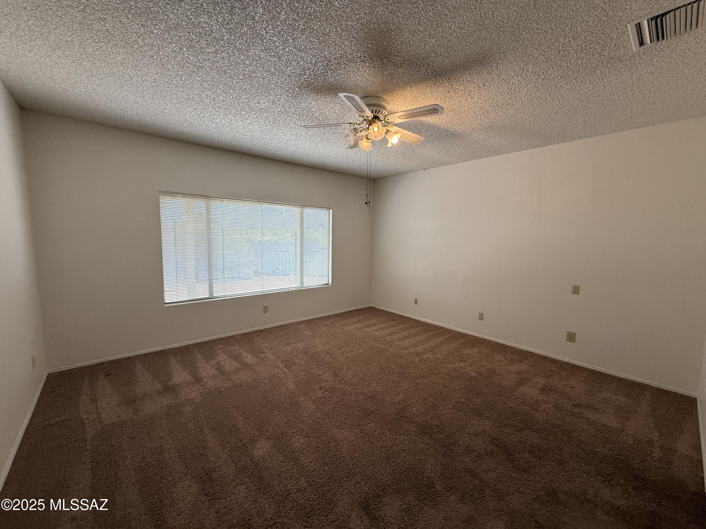 Saddlewood Ranch (1-285) - Residential Lease