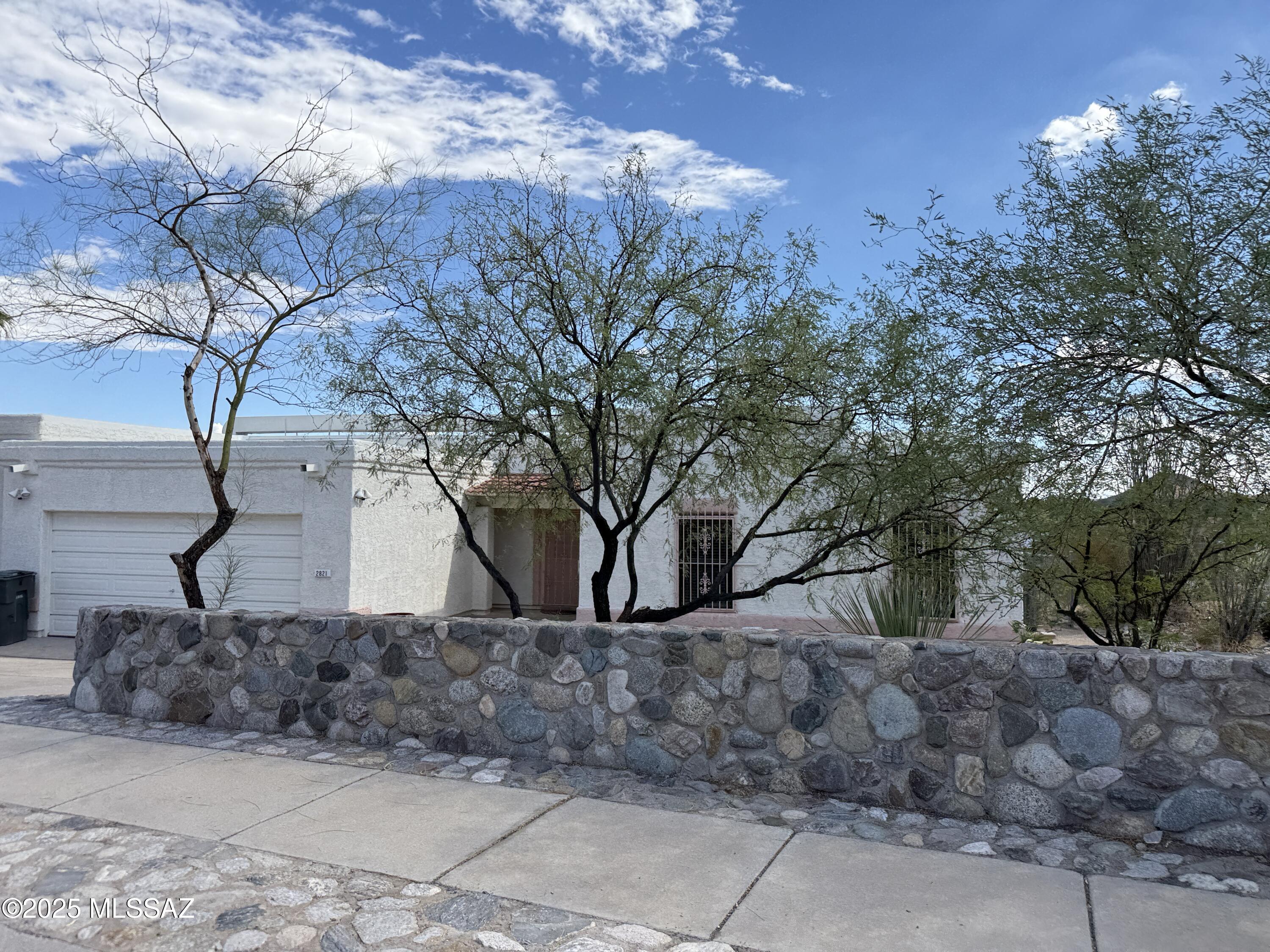 Saddlewood Ranch (1-285) - Residential Lease