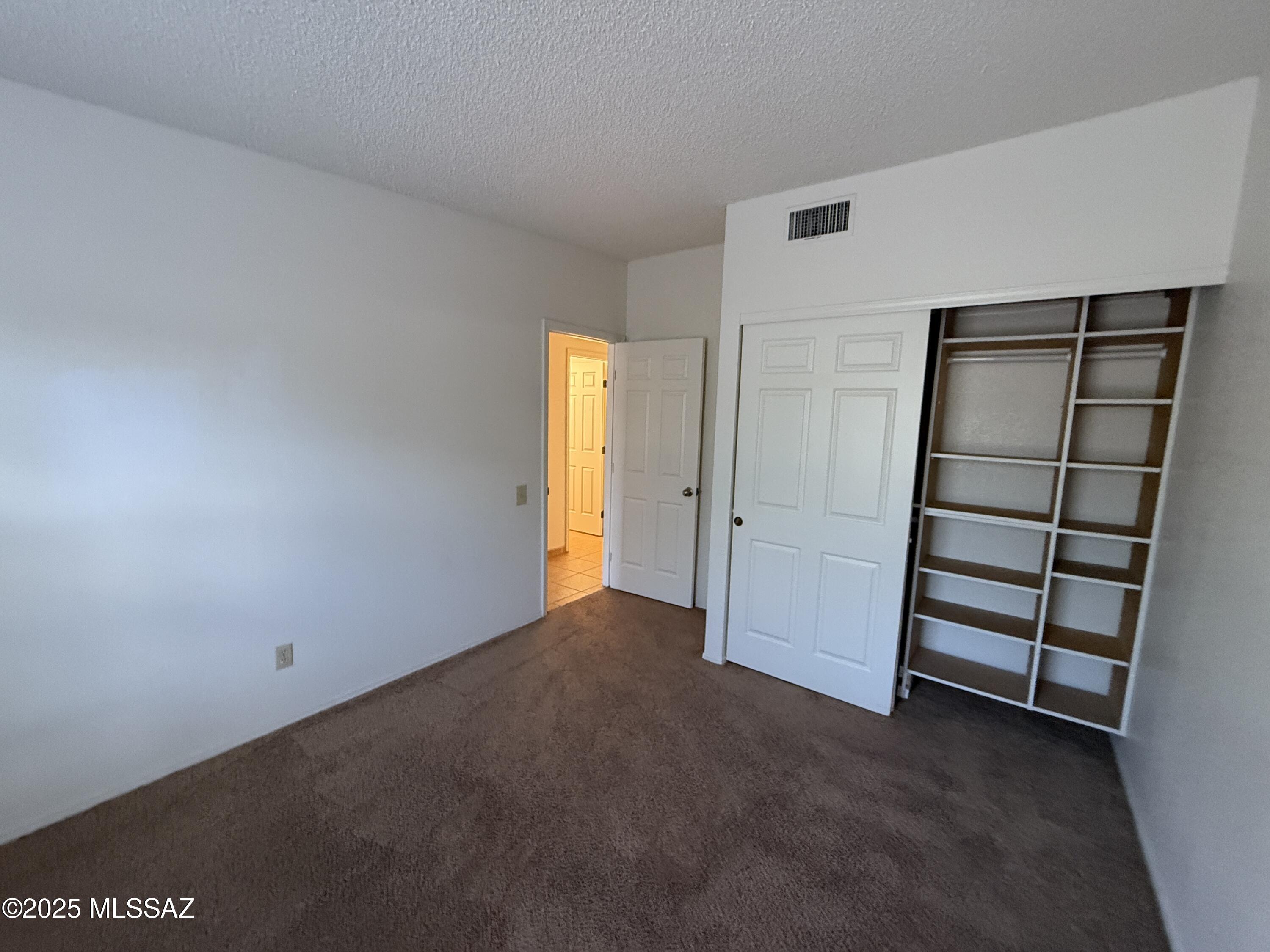 Saddlewood Ranch (1-285) - Residential Lease