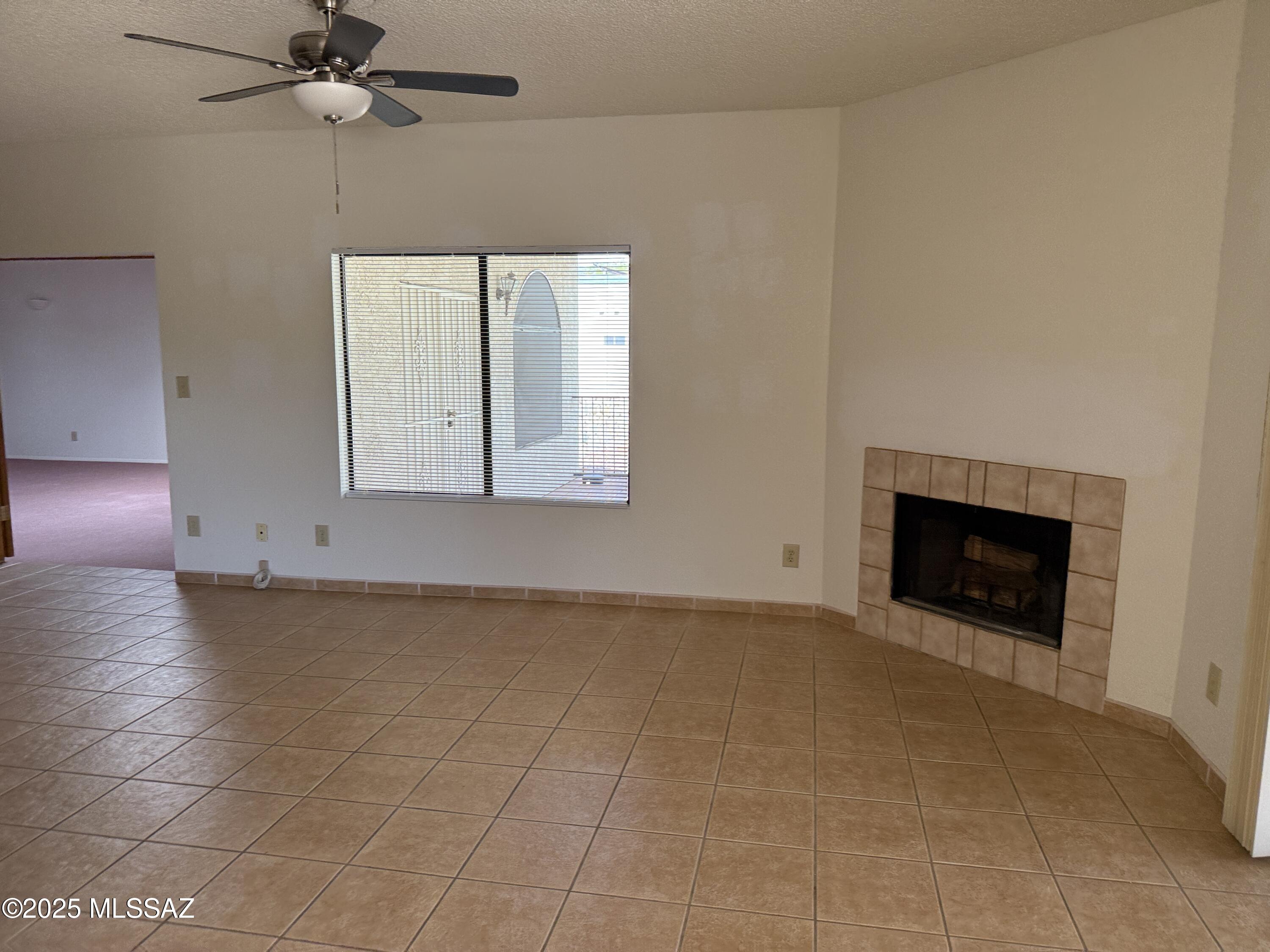 Saddlewood Ranch (1-285) - Residential Lease