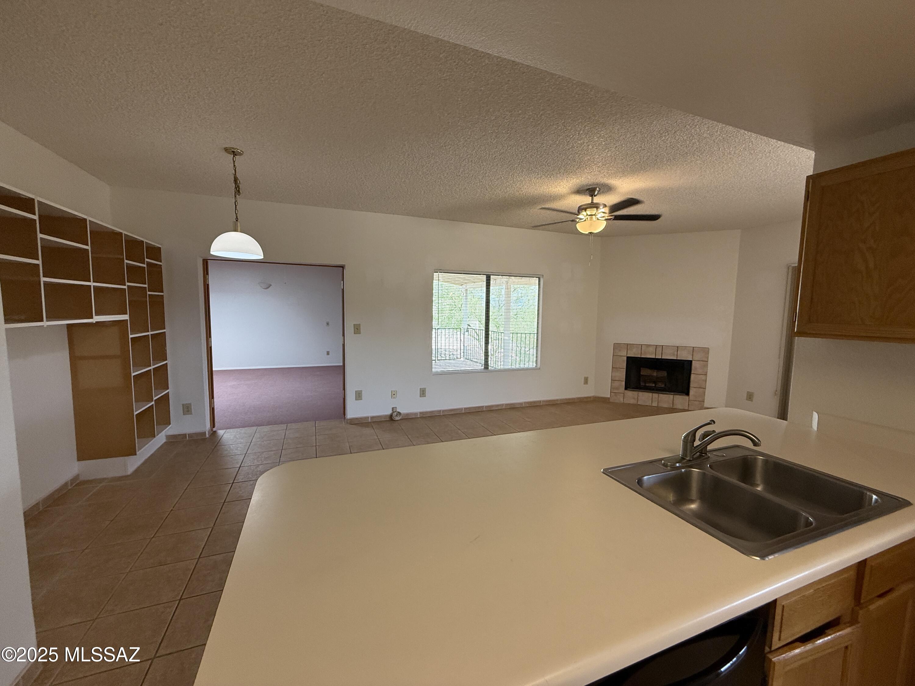 Saddlewood Ranch (1-285) - Residential Lease