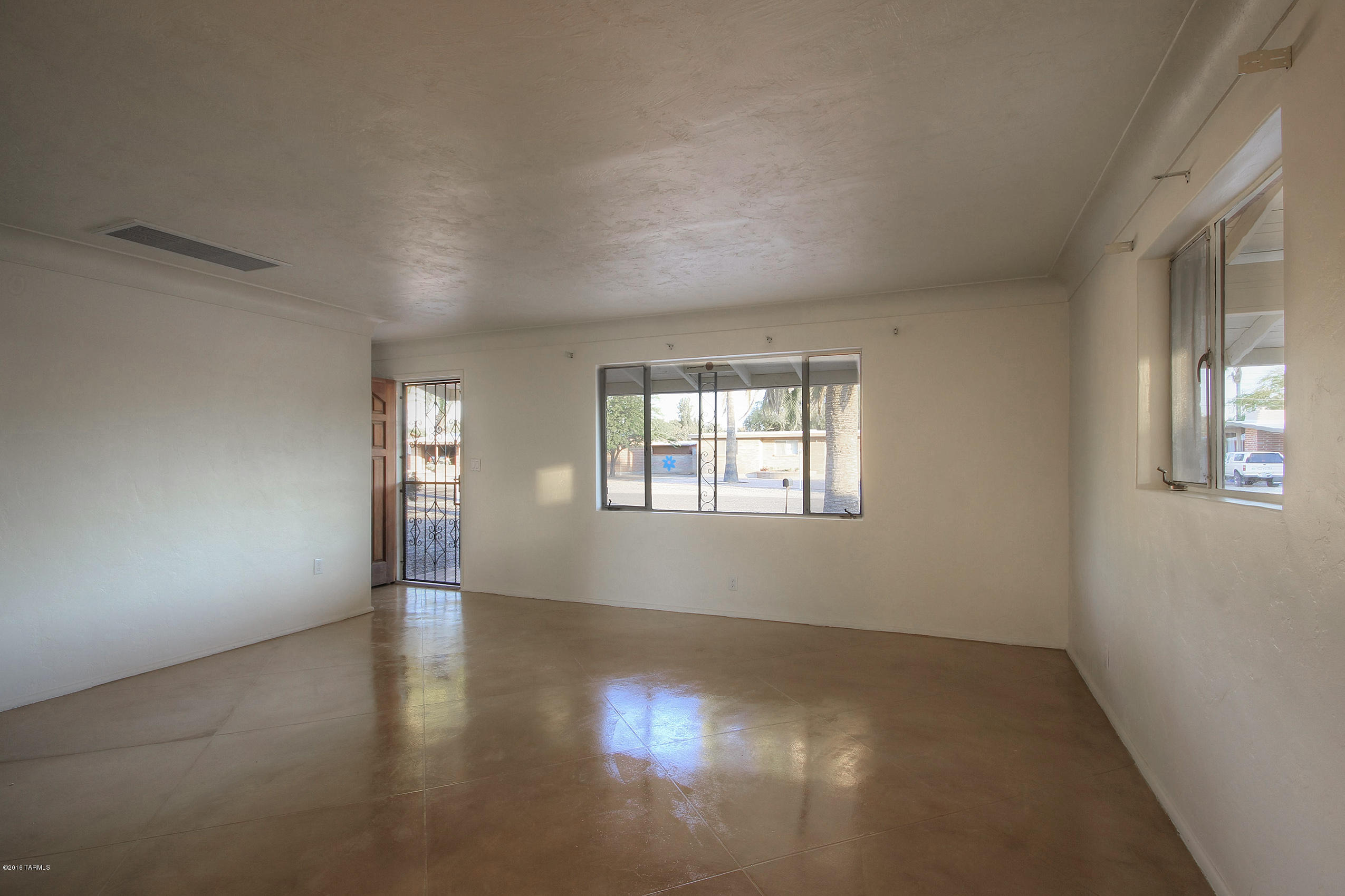 San Fernando Village - Residential