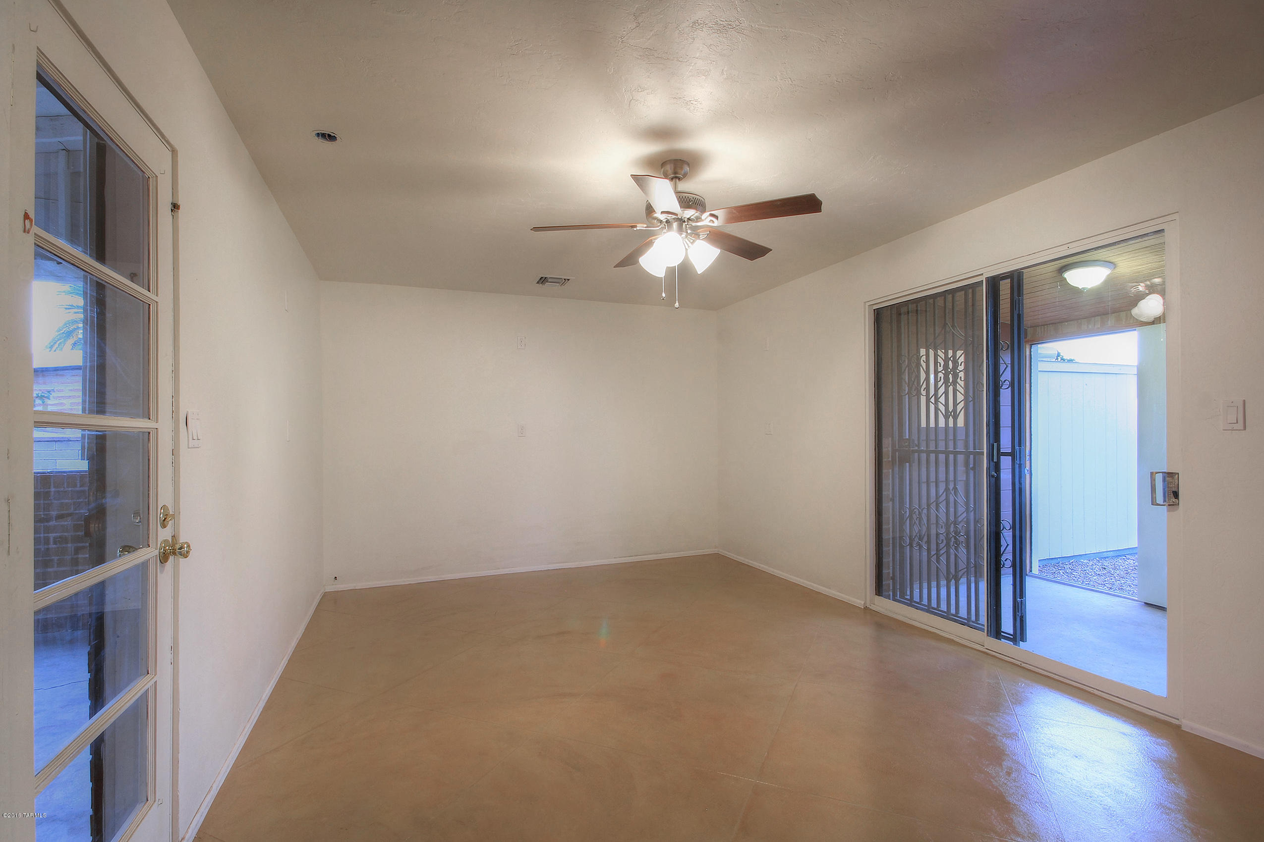 San Fernando Village - Residential