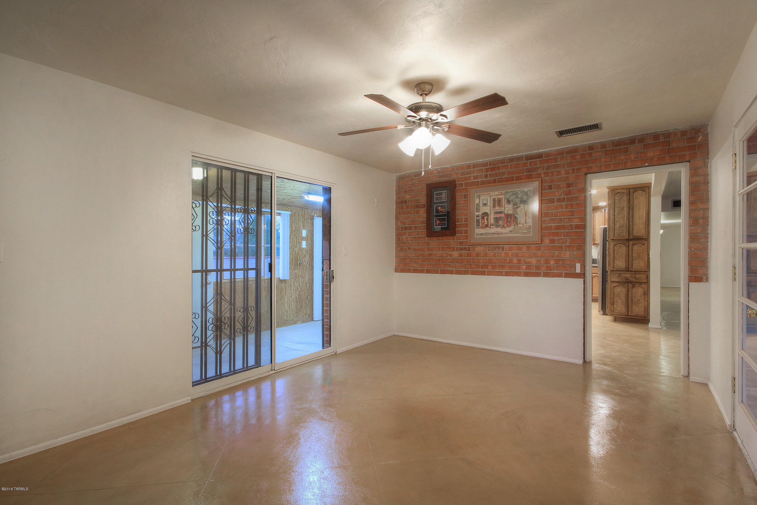 San Fernando Village - Residential