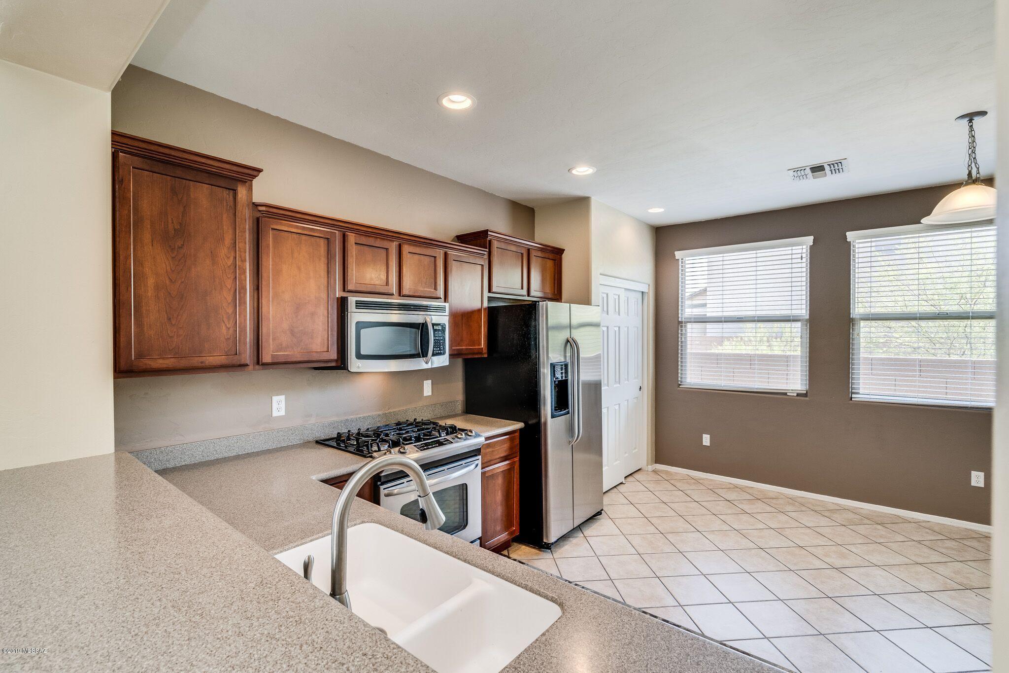 Sierra Morado Unit 2 East - Residential