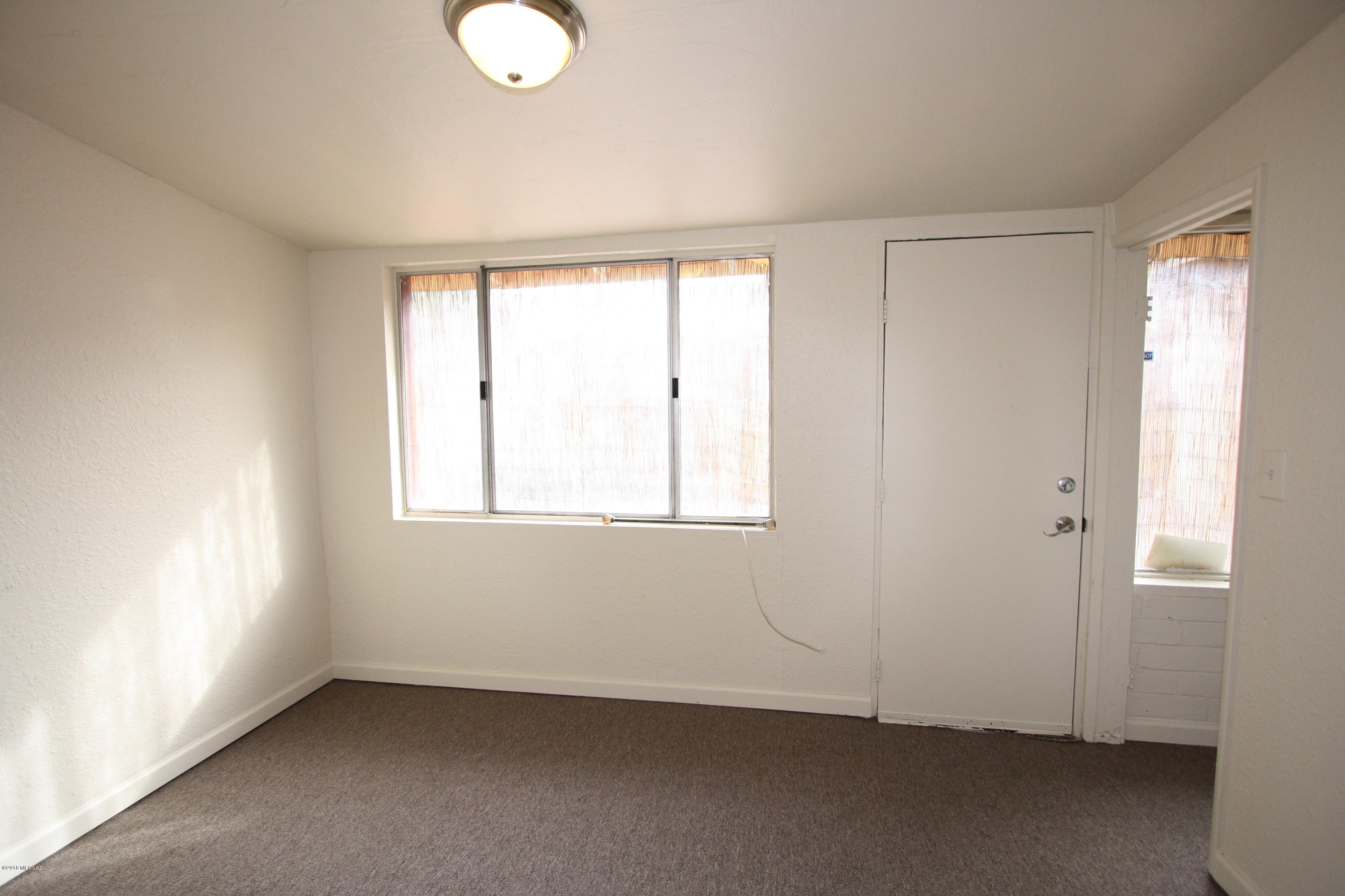 Catalina Poultry Acres NO 3 - Residential Lease
