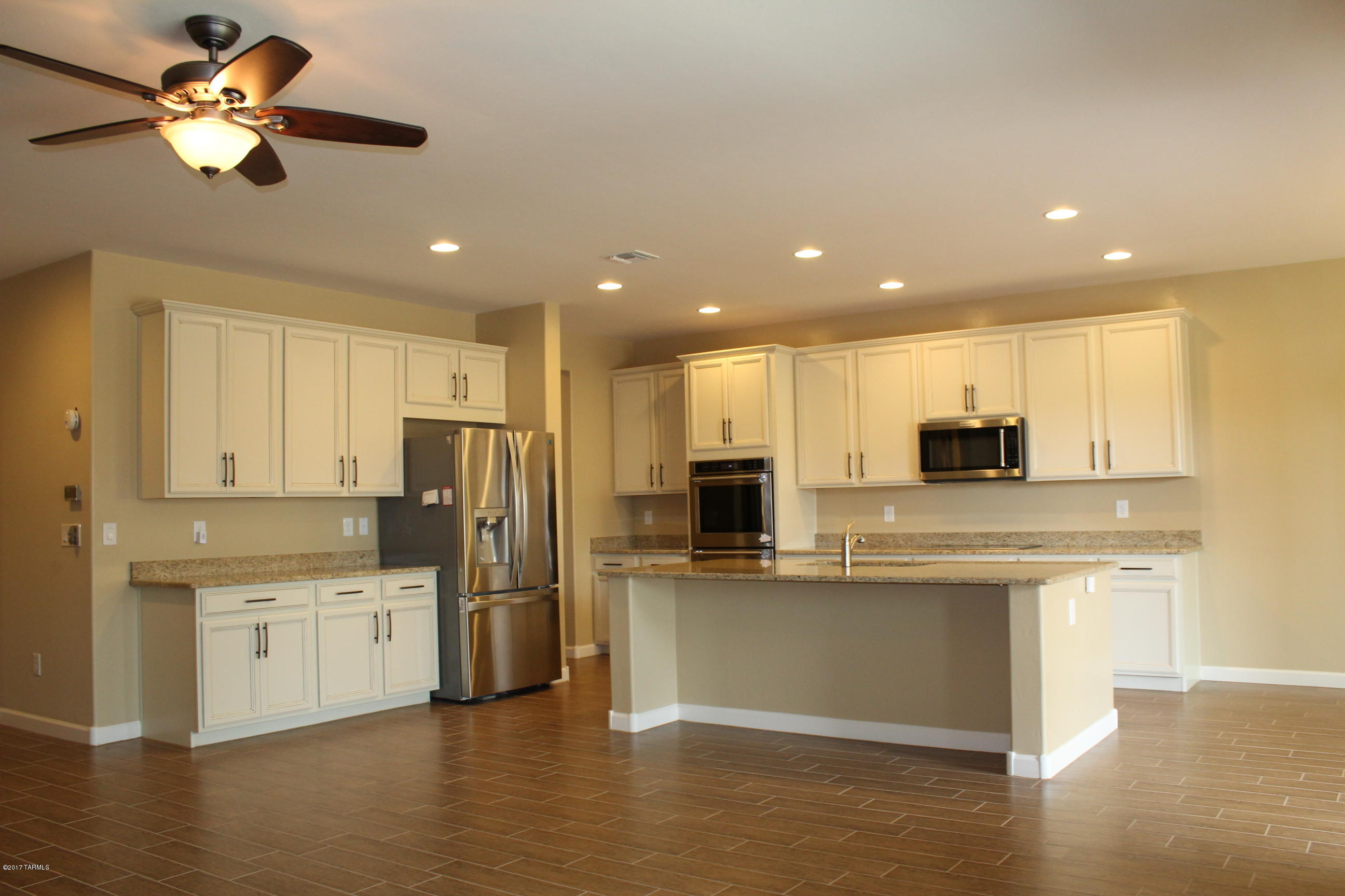 Rancho De Plata SQ20132830156 - Residential