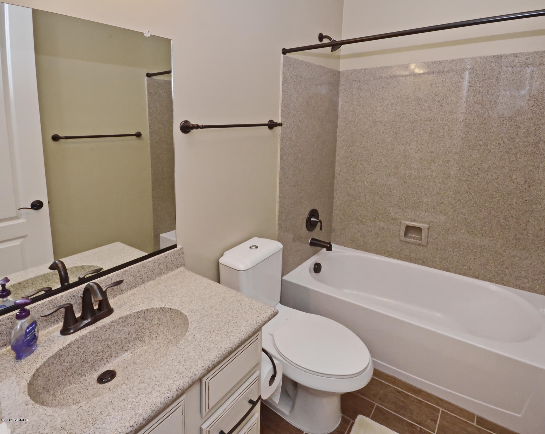 Rancho De Plata SQ20132830156 - Residential