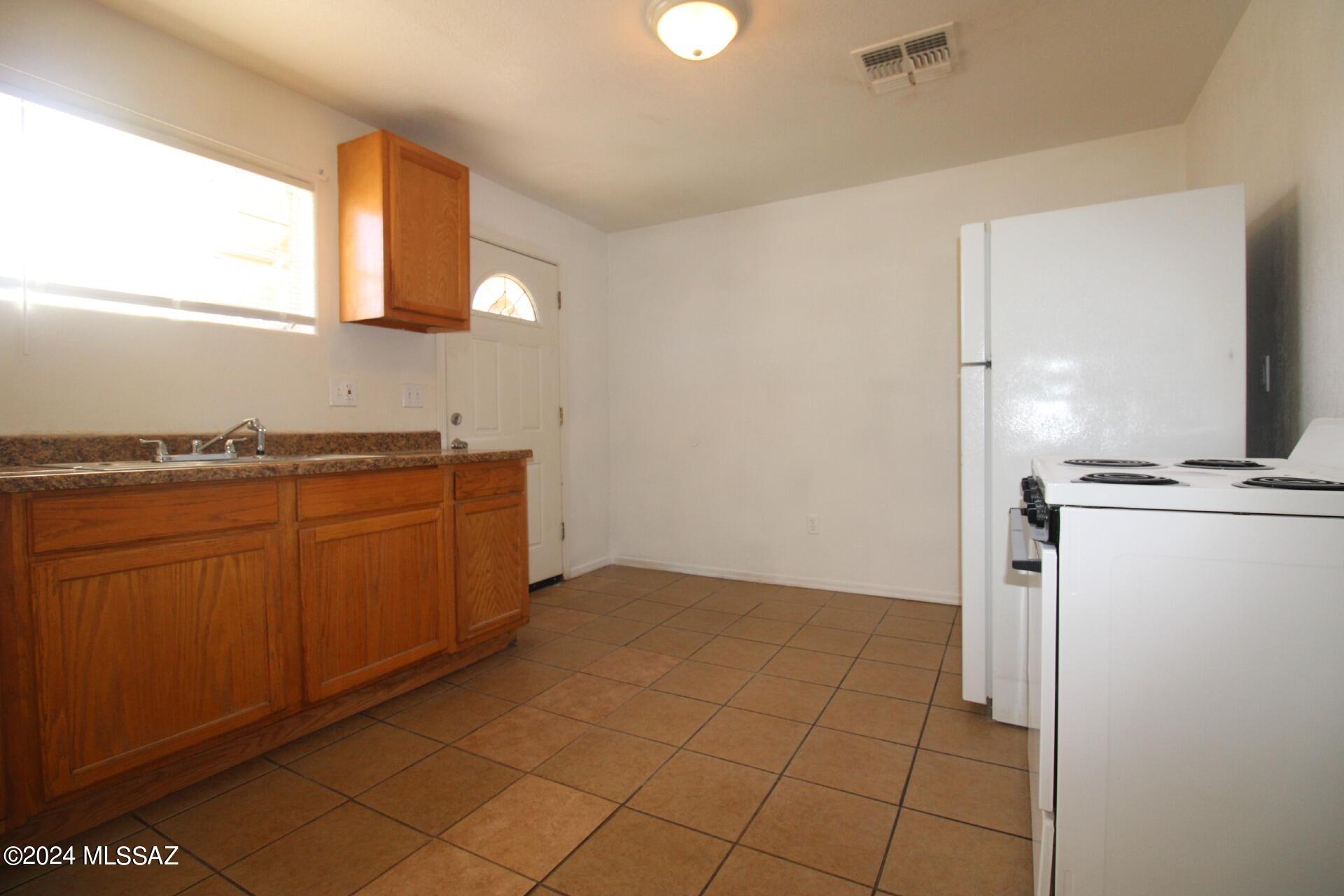 Sawtelle Place - Residential Lease