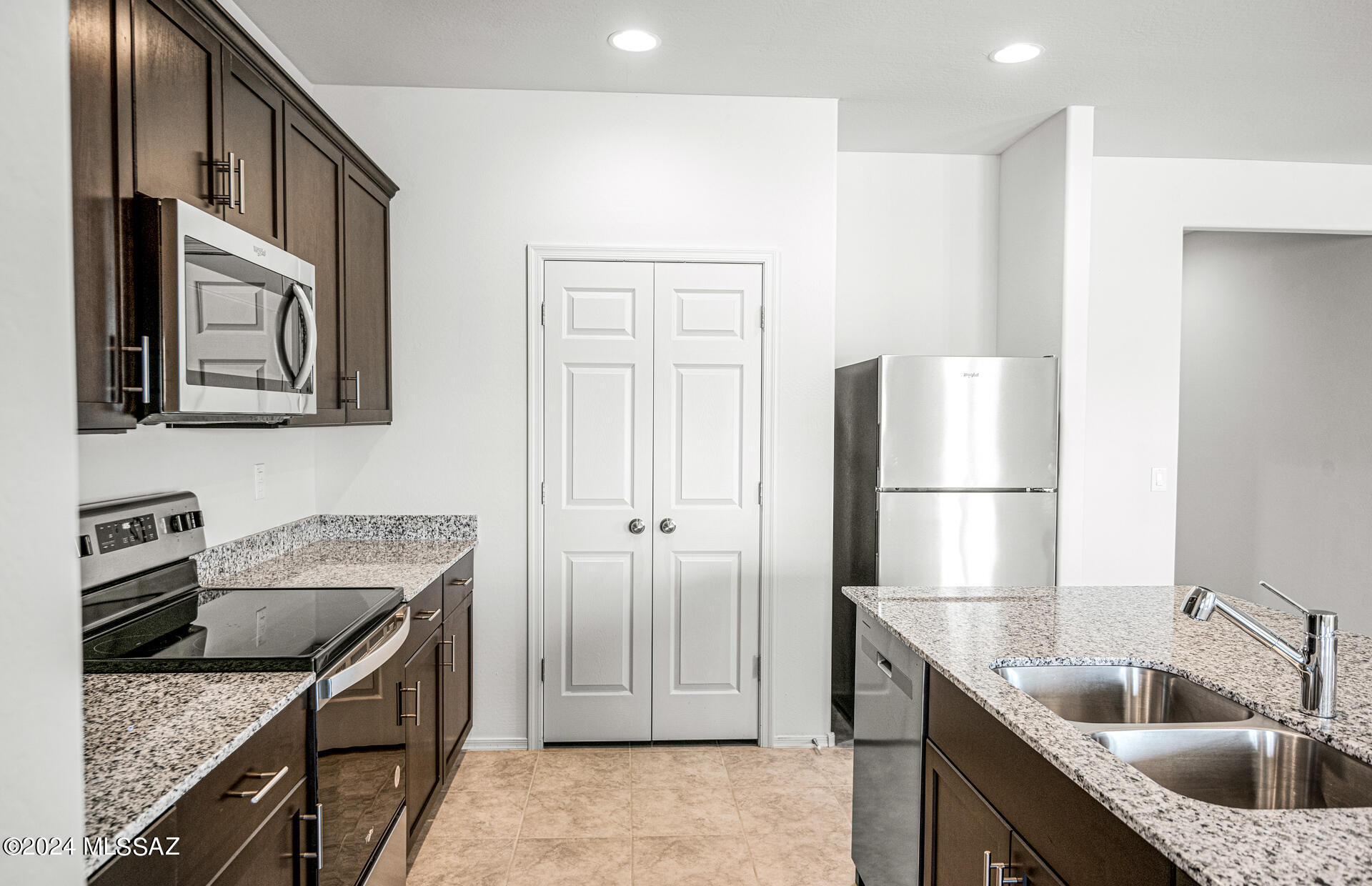 La Estancia De Tucson SQ20182610609 - Residential