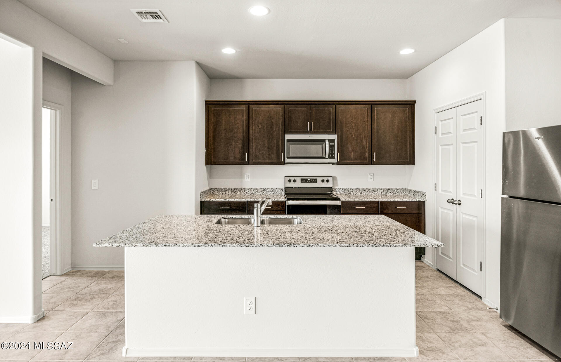 La Estancia De Tucson SQ20182610609 - Residential