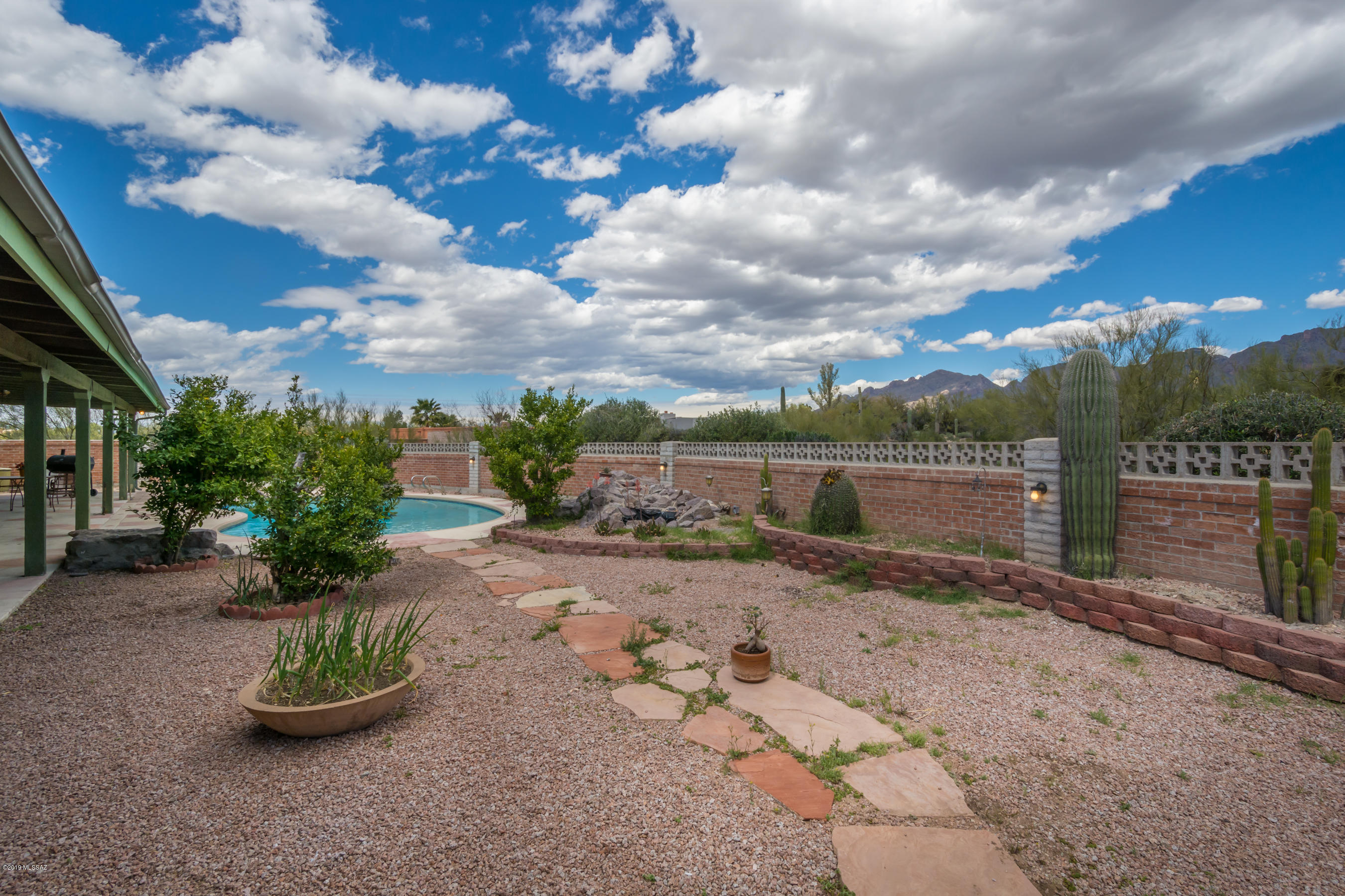 Catalina Foothills Estates NO. 7 - Residential