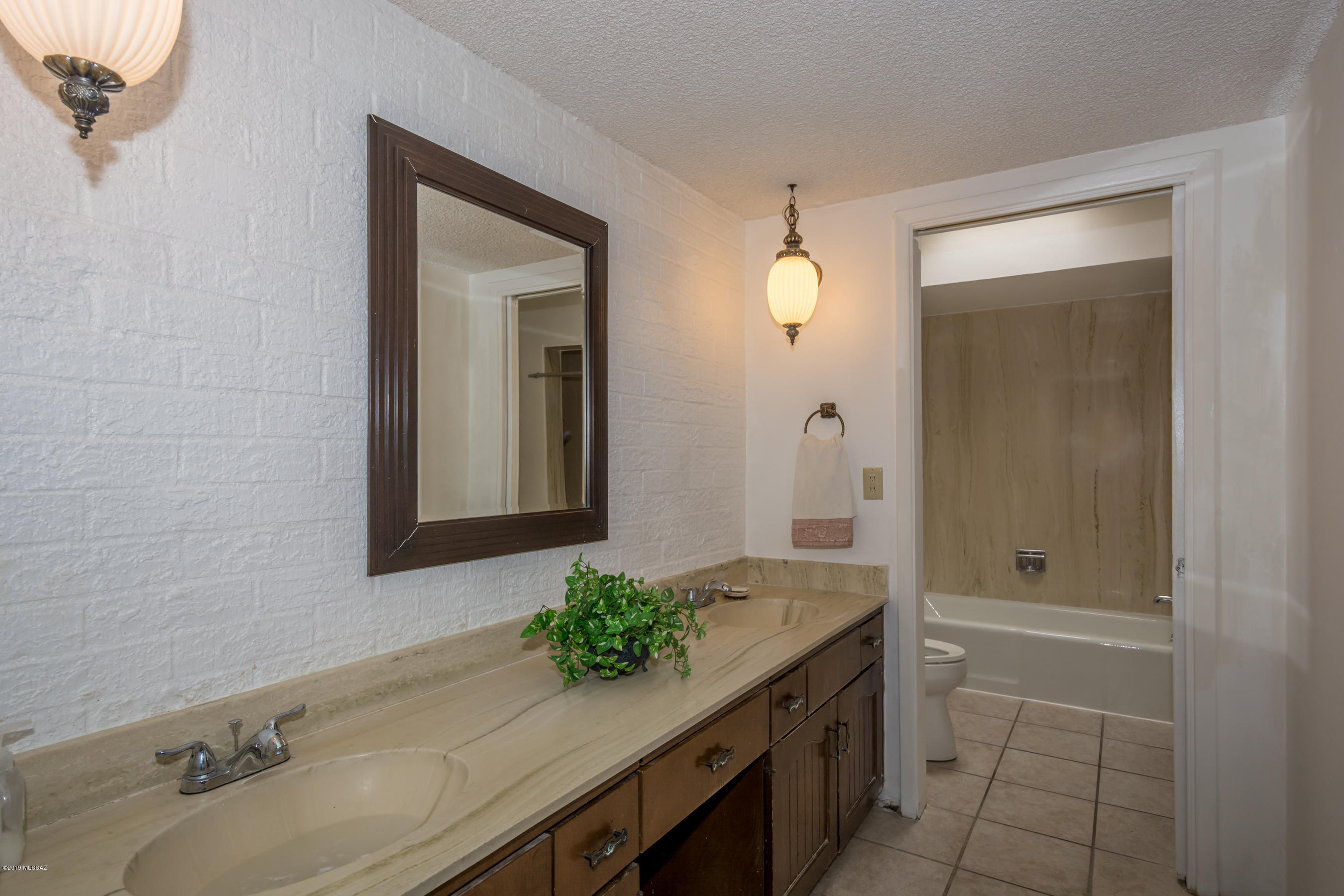 Catalina Foothills Estates NO. 7 - Residential