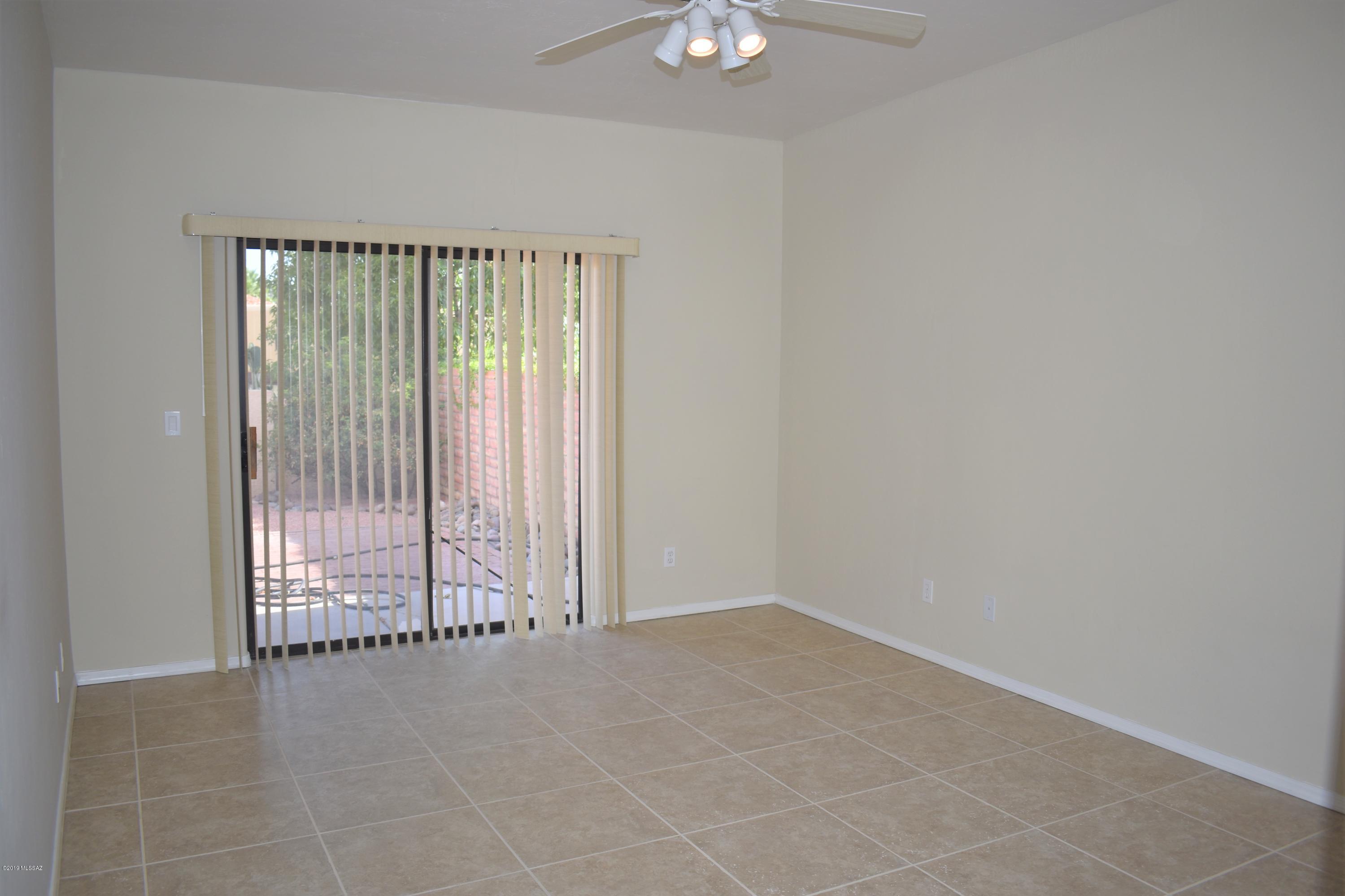 Valle Del Oro Townhomes (1-90) - Residential