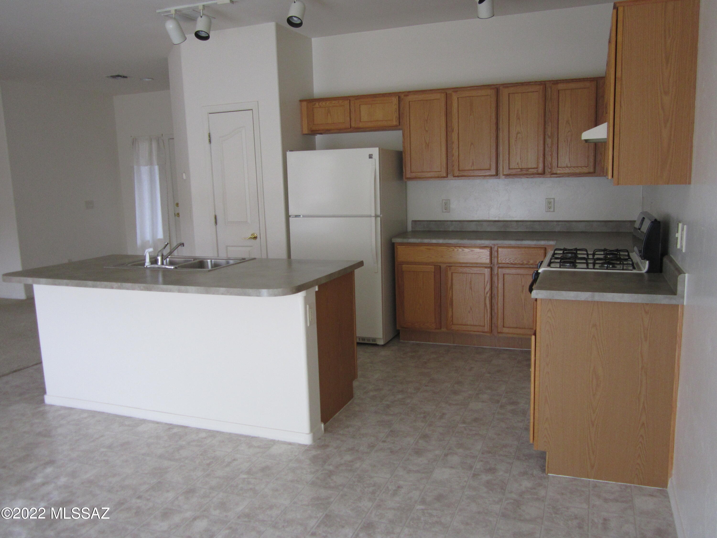 Mesquite Ranch (1-619) - Residential Lease
