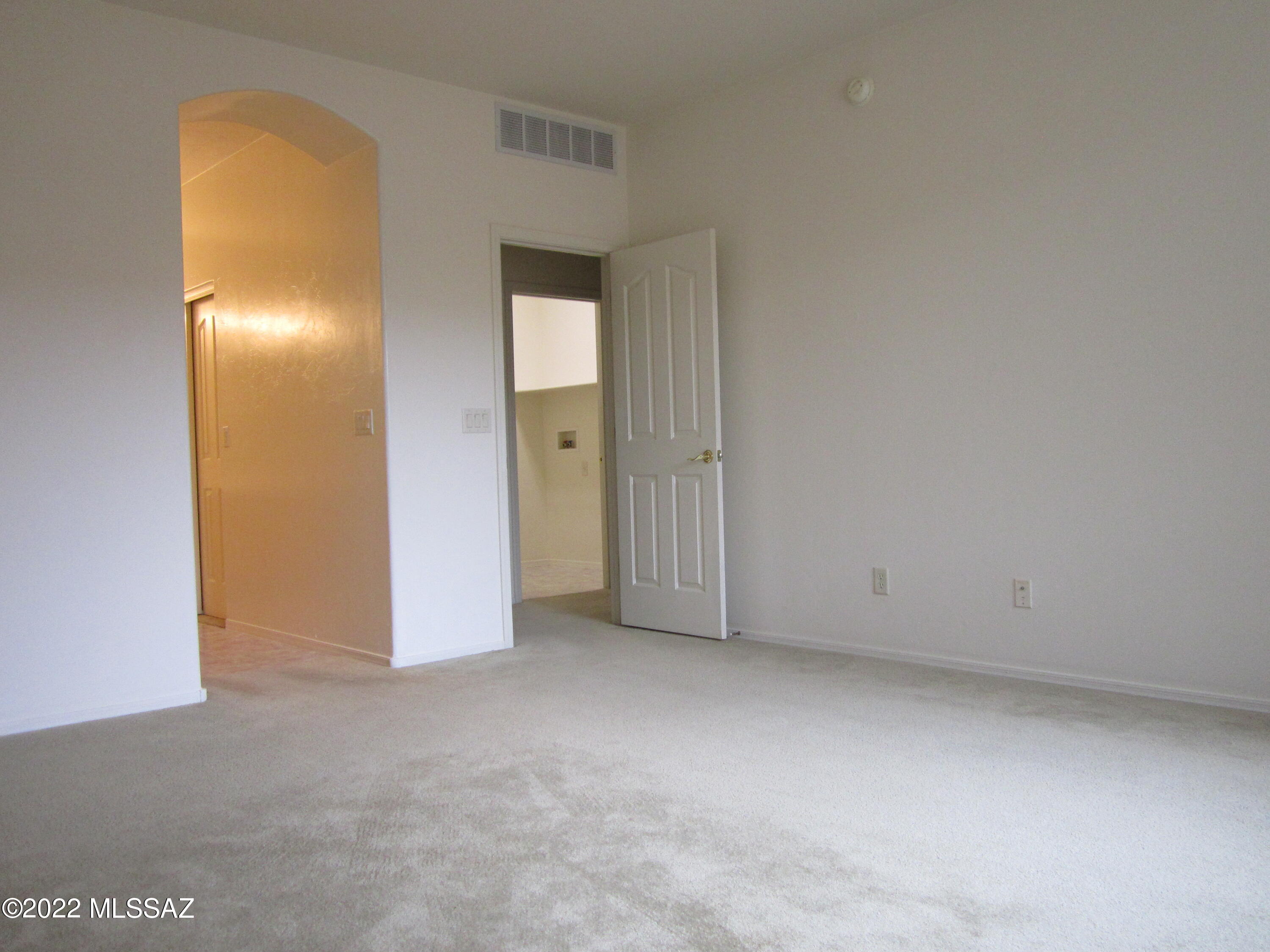 Mesquite Ranch (1-619) - Residential Lease