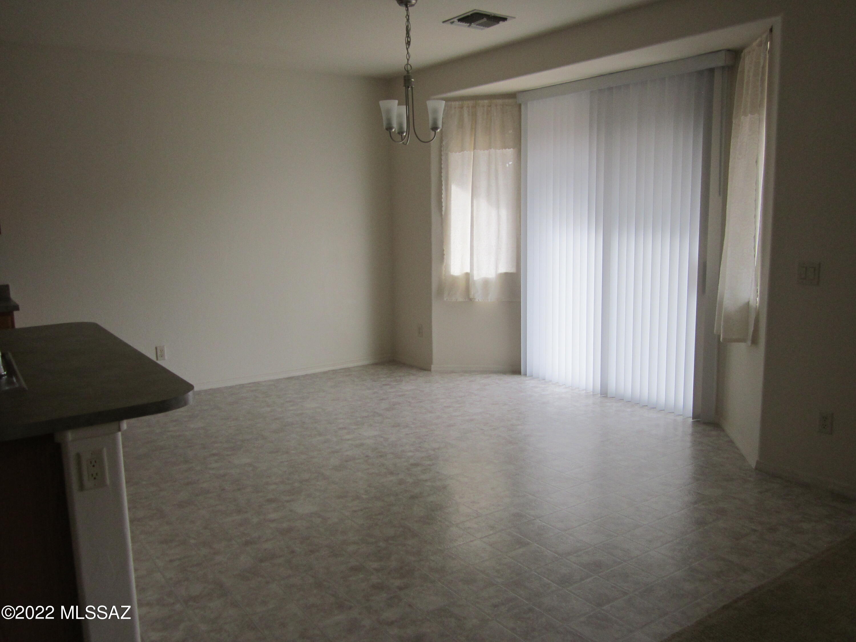Mesquite Ranch (1-619) - Residential Lease