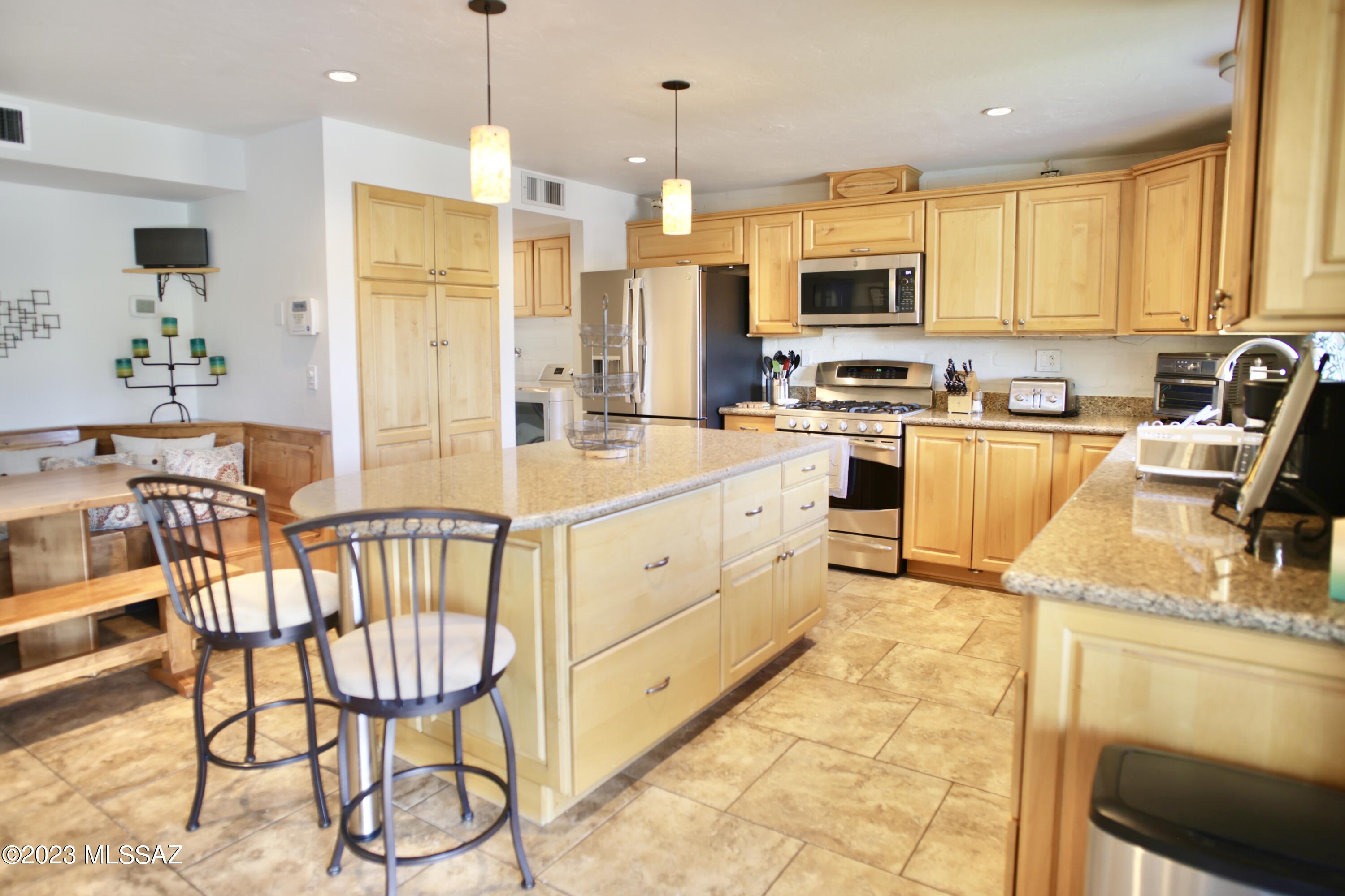 Las Brisas Estates NO. 2 (2, 5-15, 32 & 33) - Residential Lease
