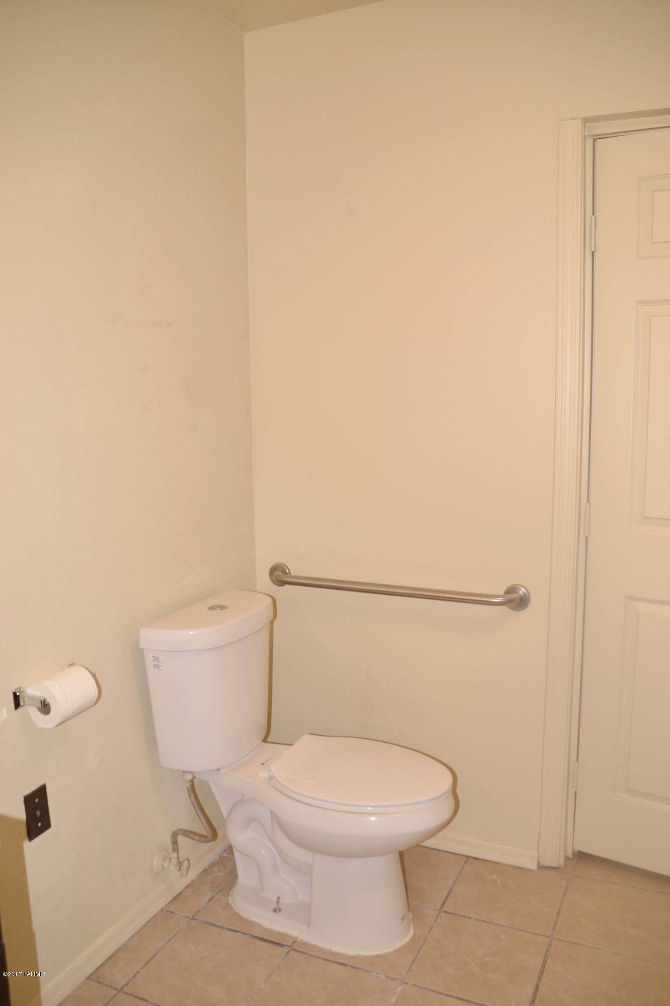 El Rio Townhomes (1-11) - Residential