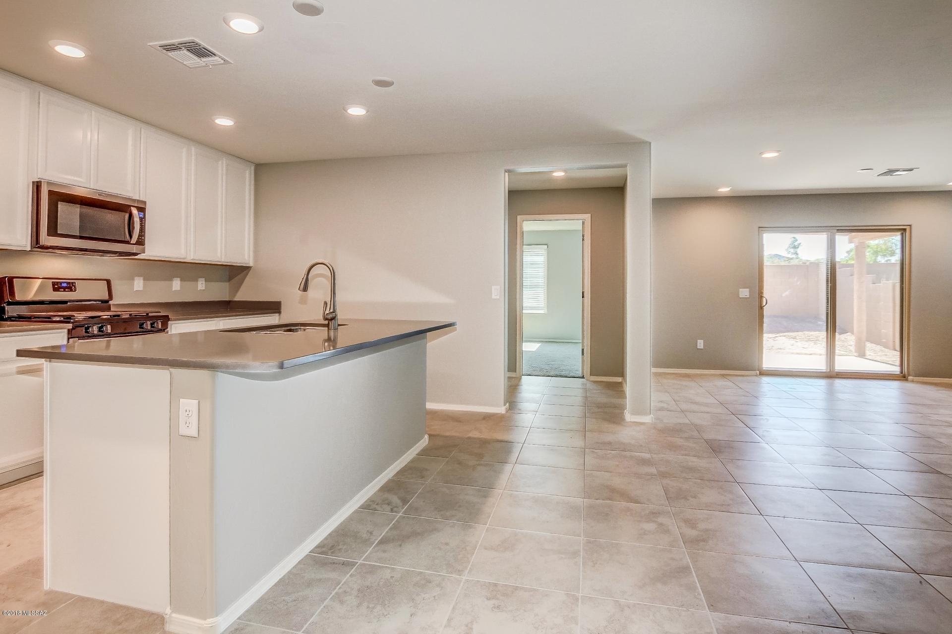 Oakmore At Midvale (1-65) - Residential