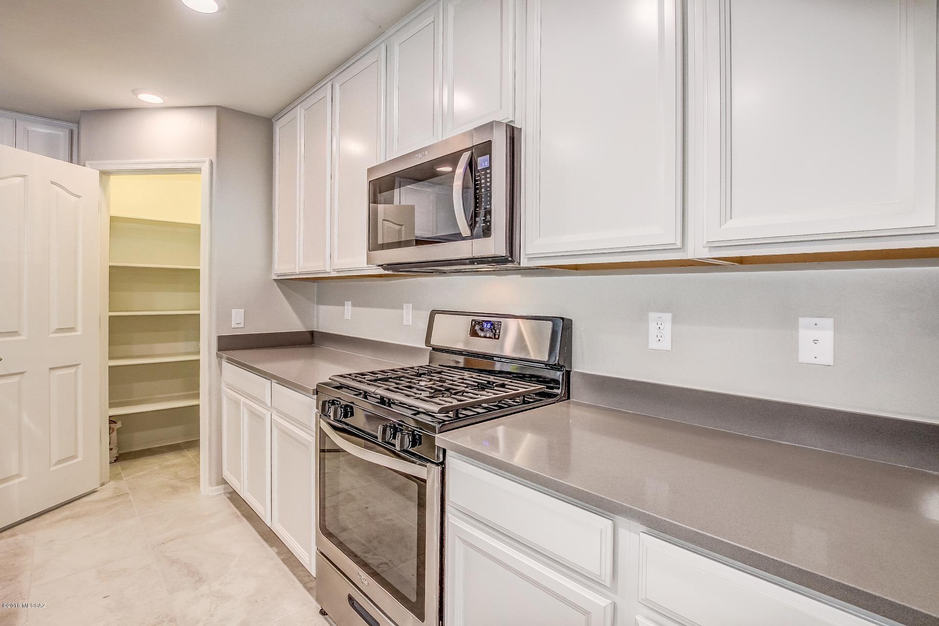 Oakmore At Midvale (1-65) - Residential
