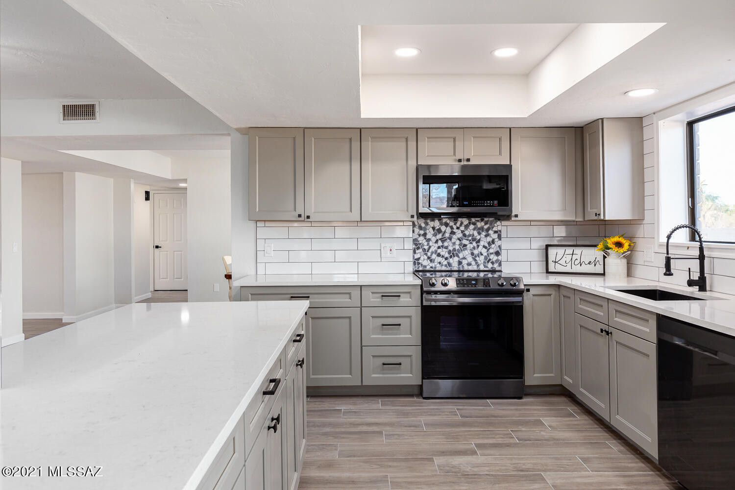 Valle Verde Del Norte (1-100) - Residential