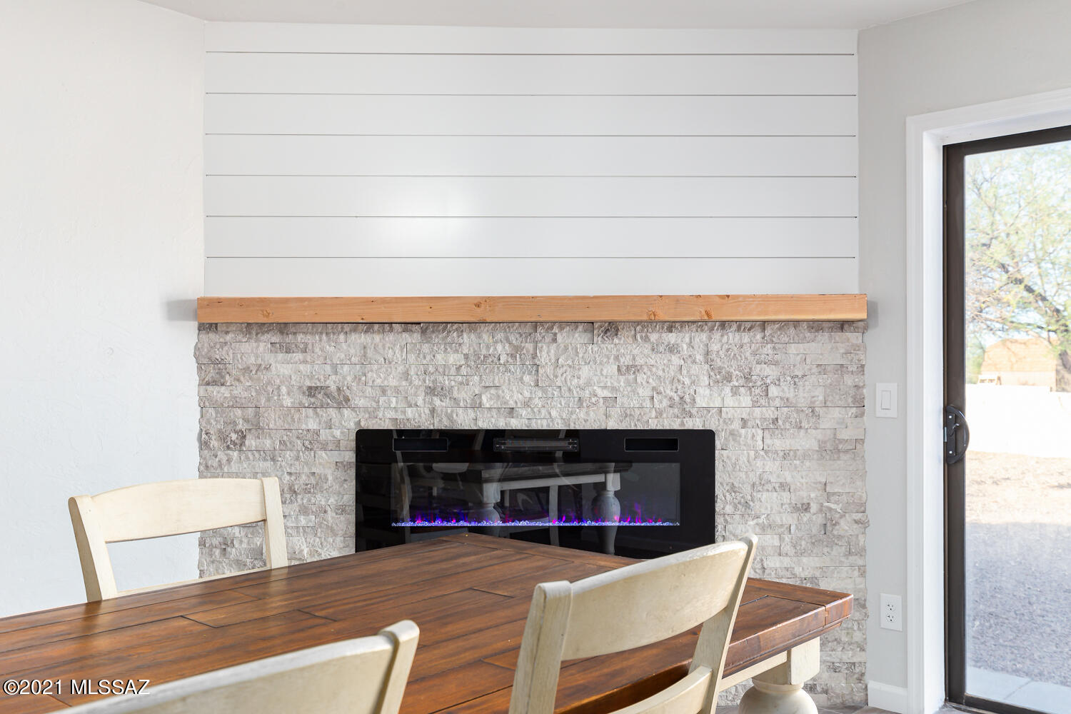 Valle Verde Del Norte (1-100) - Residential