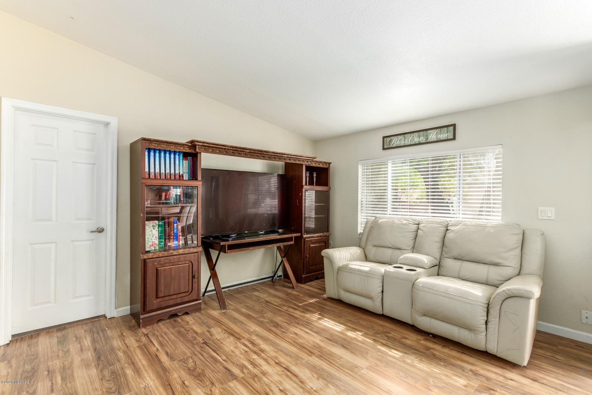 Window Rock East (1-119) - Residential