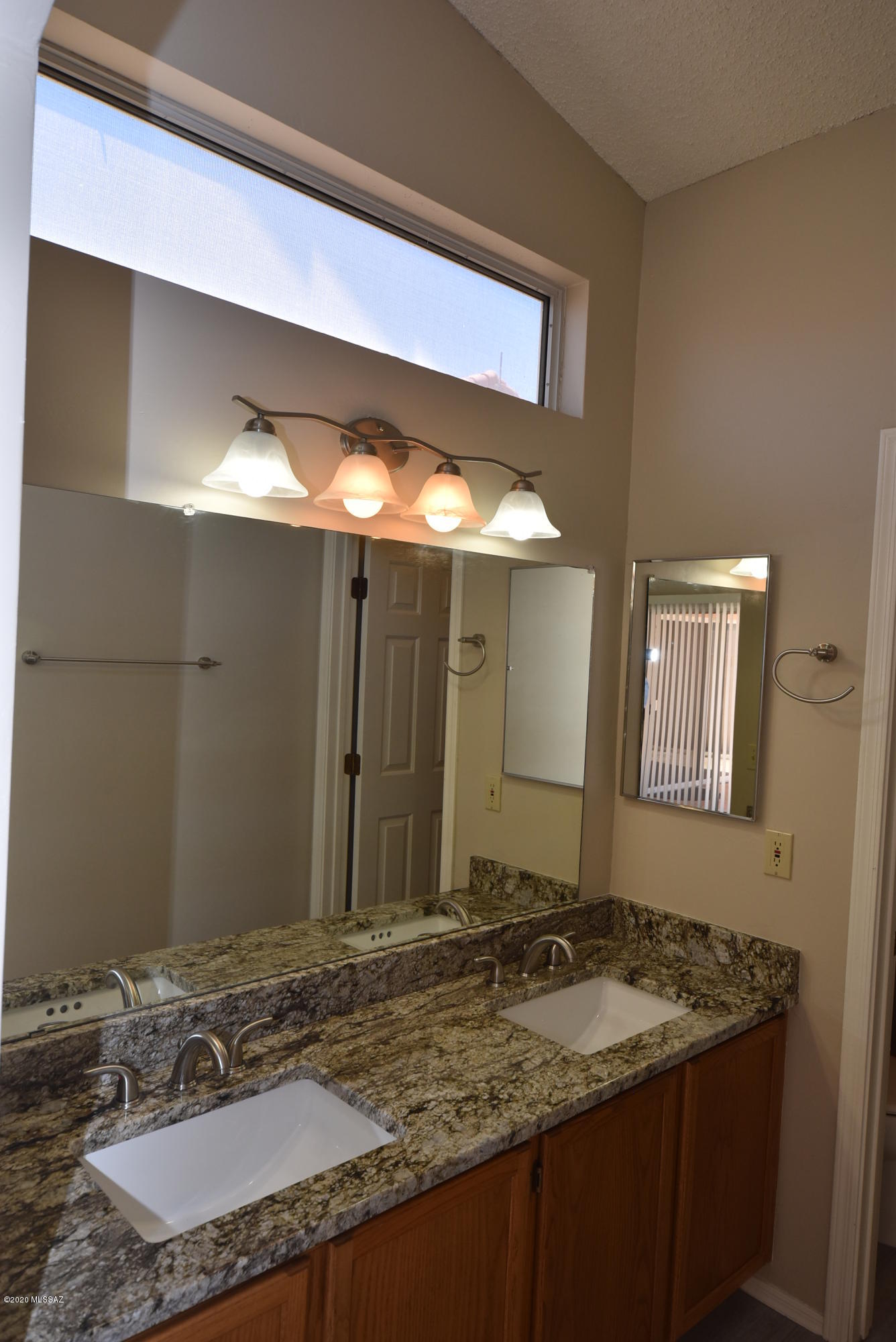 North Ranch (1-187) - Residential Lease