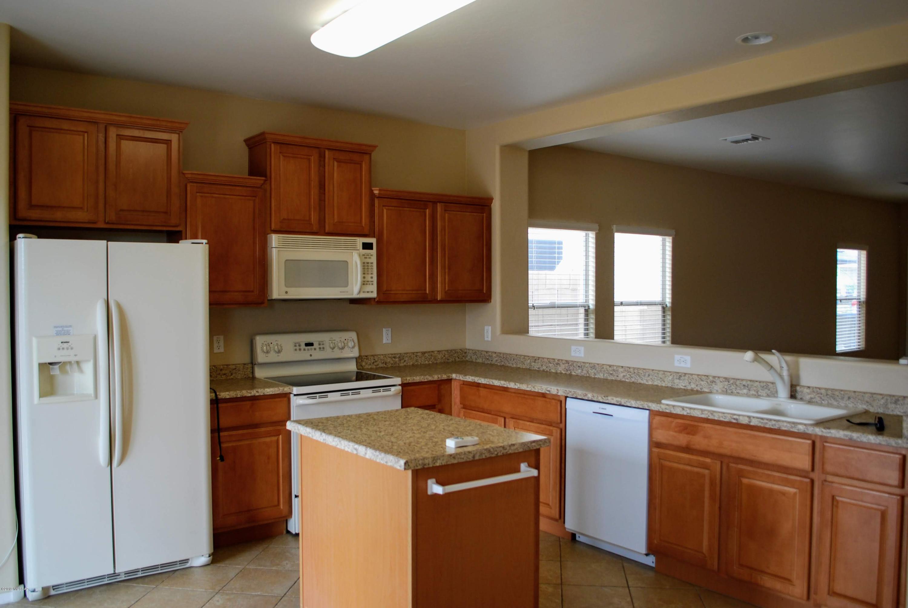 Rancho Resort Phase 111 (1-205) - Residential Lease