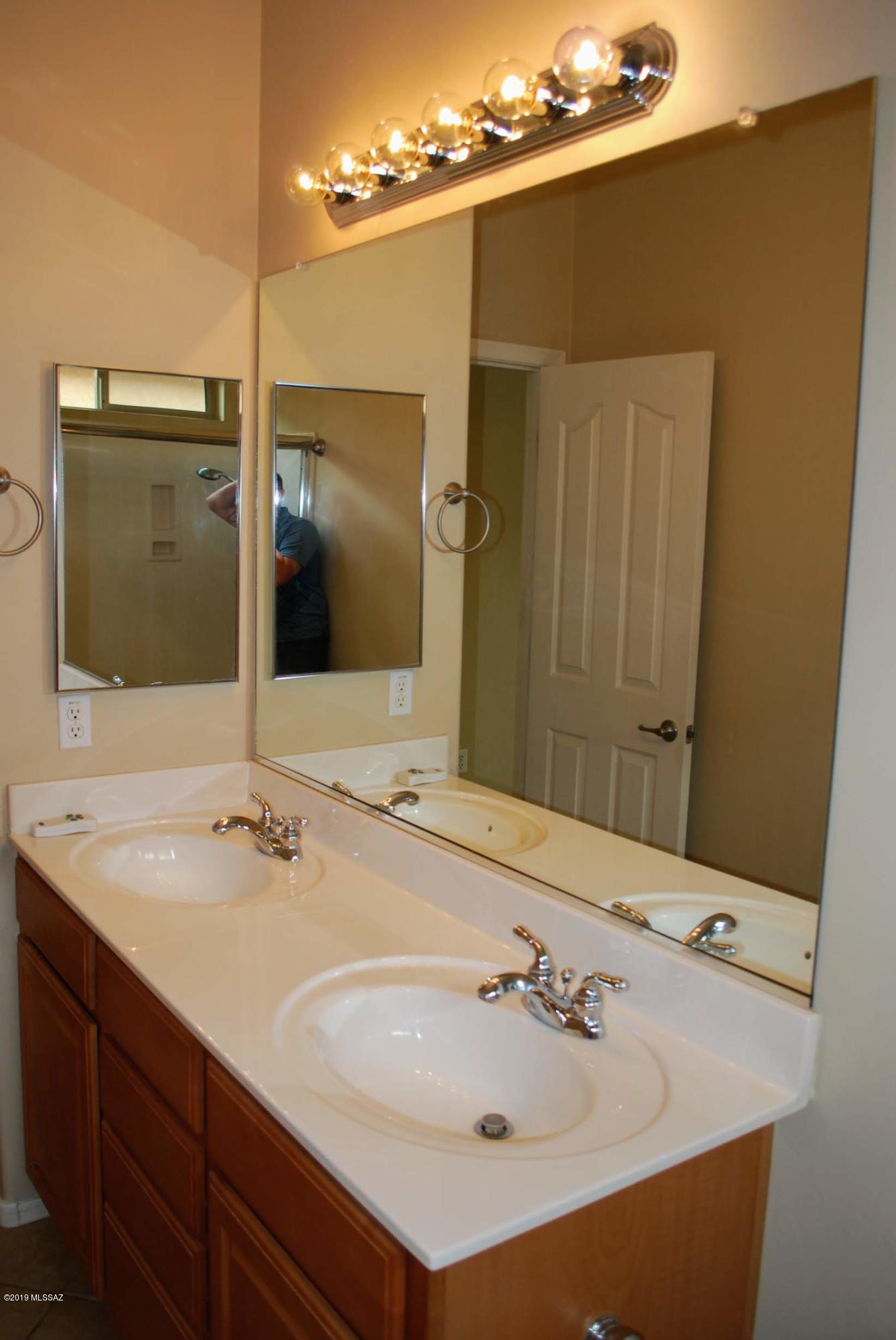Rancho Resort Phase 111 (1-205) - Residential Lease
