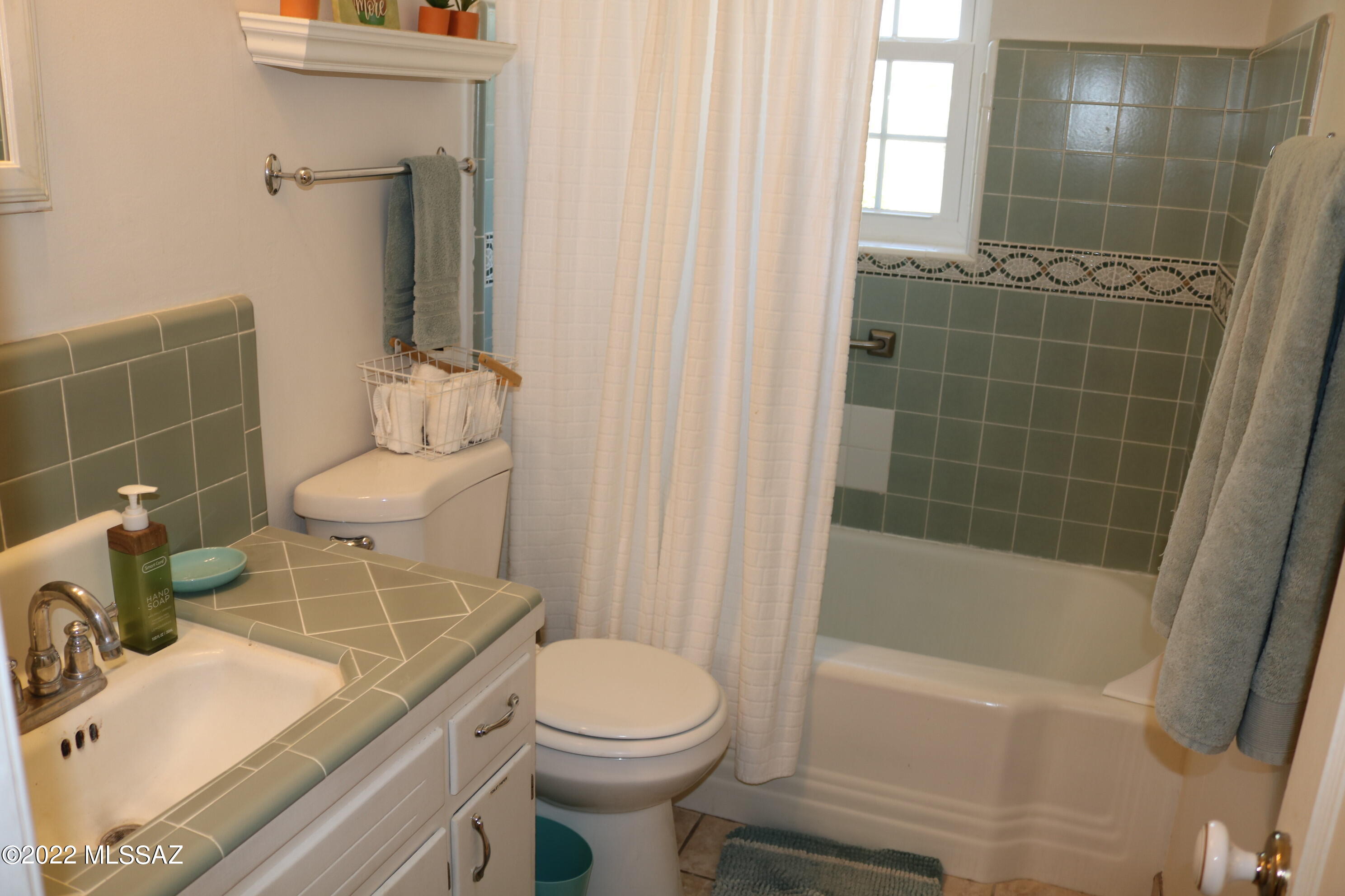 Del Monte Village - Residential Lease