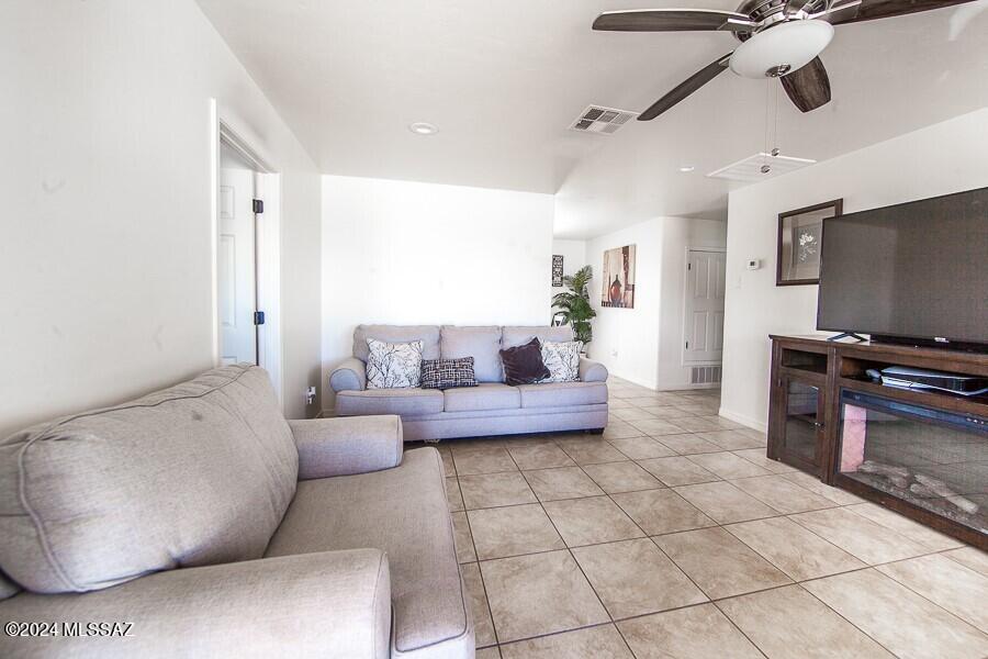 Updated Southeast Rio Rico home, on over one acre lot with great views.. Enjoy renewed tile floors, renovated kitchen cabinets, countertops & appliances. New Roof, HVAC and Washer/ Dryer. Comfortable, one level and easy access location, under 4 miles to the freeway. No HOA, No CCRS.