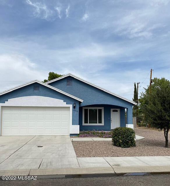 Beautiful Home ~ Majestic Mountain Views ~ Easy access to Miles of Walking and Biking Paths. This home is clean and ready for you to move in!  You'll love the spacious living room and bright kitchen. Inside, there are 3 bedrooms and 2 full baths. Your purchase includes washer, dryer and all kitchen appliances. There are ceiling fans in the master bedroom and living room and Large hall cabinets for storage. All windows have faux wood blinds. The home features a large, attached, 2 car garage for your vehicles, and/or storage! The covered patio is just outside the dining area.  All landscaping is on an automatic drip system. The back and side yards are fenced with handsome masonry walls.  A drive through gate gives you the option of storing ''a toy or two'' in an enclosed area. This Home is a mere 1-door-away from the Pristine Glen Meadows Park and  a couple of blocks away from Discovery Park.  You will want to own this Home!  Call to schedule a tour today!!
