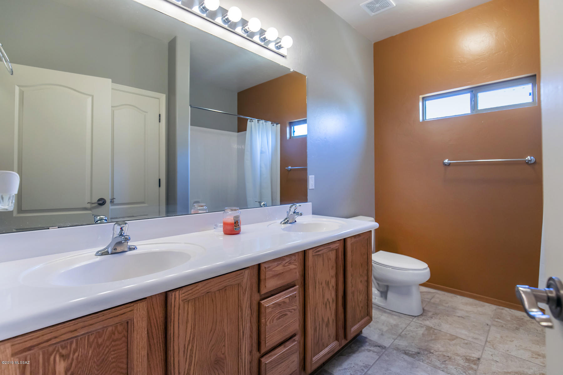 Black Horse (1-411) - Residential