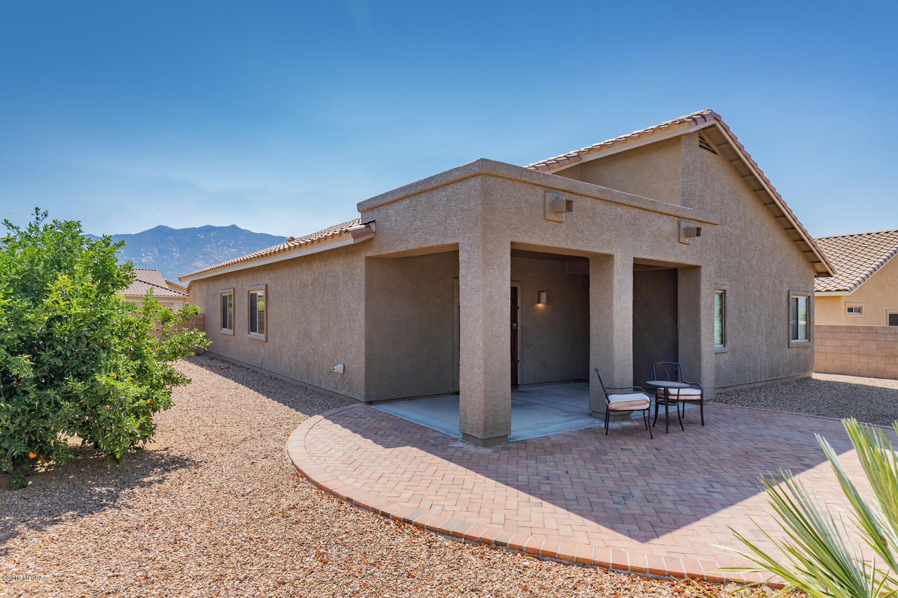 Black Horse (1-411) - Residential