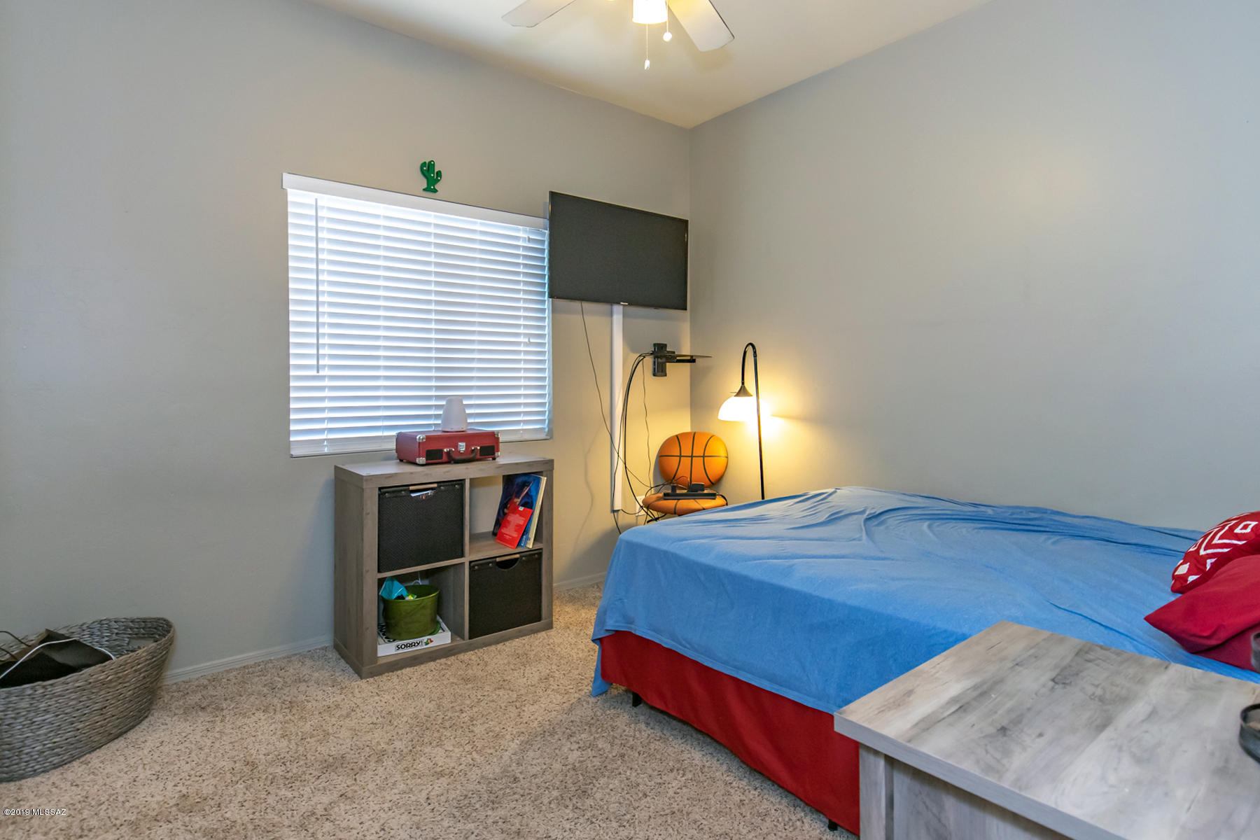 Black Horse (1-411) - Residential