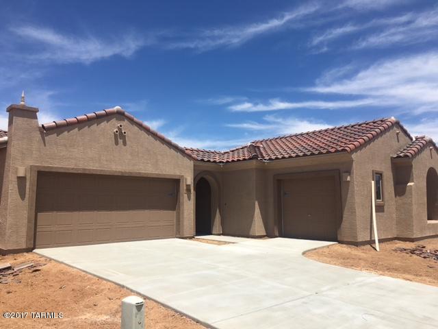 OPEN & AIRY CELEBRATION FLOOR PLAN; W/BREEZEWAY AND ATTACHED 3 CAR GARAGE; 2BEDROOM, DEN AND 2-1/2 BATHS. HOME FEATURES INCLUDE: COVERED PATIO 2, AV DRYWALL BUILT IN, COFFERED CEILING @ DINING ROOM AND FOYER; FLOOR OUTLET, FRENCH DOORS AT DEN, FRAMED WALK-IN SHOWER AT MASTER BATH, GRANITE COUNTERTOPS, GAS STAINLESS STEEL APPLIANCES, UPGRADED TILE AND CARPETING, DESIGNER PAINT IN MAISON BLANCHO, CAN LIGHTING AND PREWIRE FOR PENDANTS AND CEILING FAN WITH SWITCH. LOCATED IN AN ADULT COMMUNITY WITH LOTS OF AMENITIES.