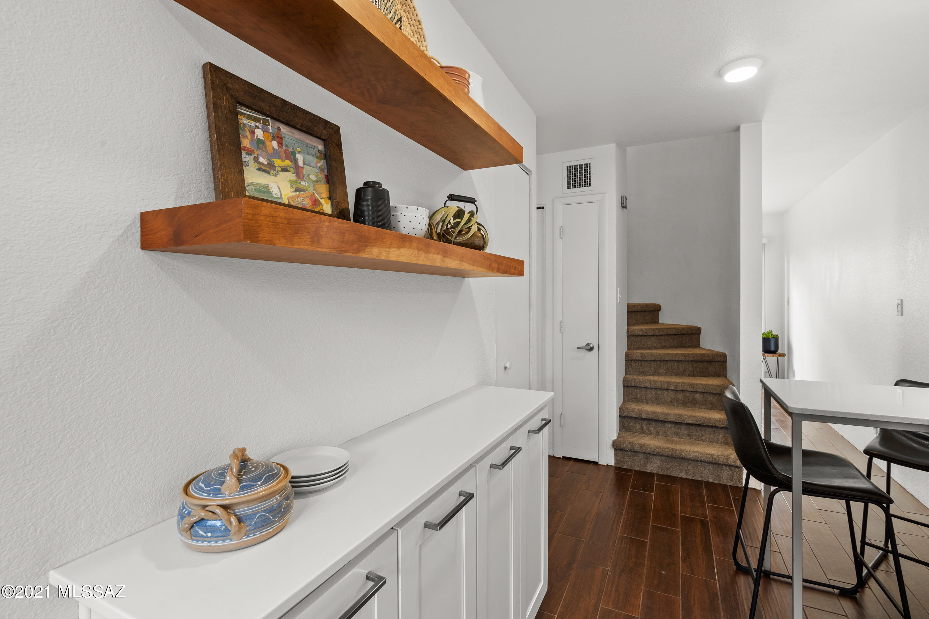 East Elm Place Townhomes (1-10) - Residential