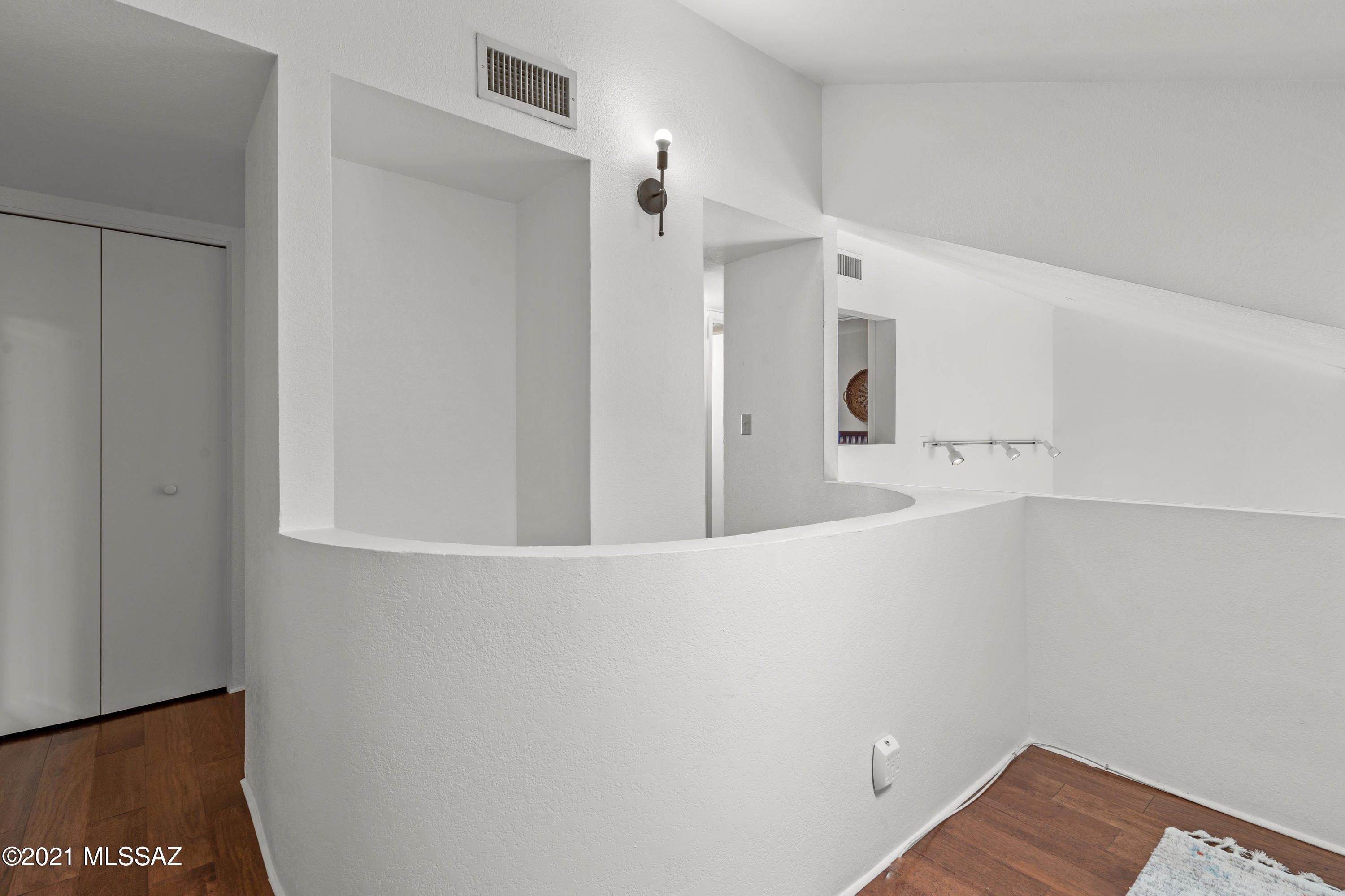 East Elm Place Townhomes (1-10) - Residential