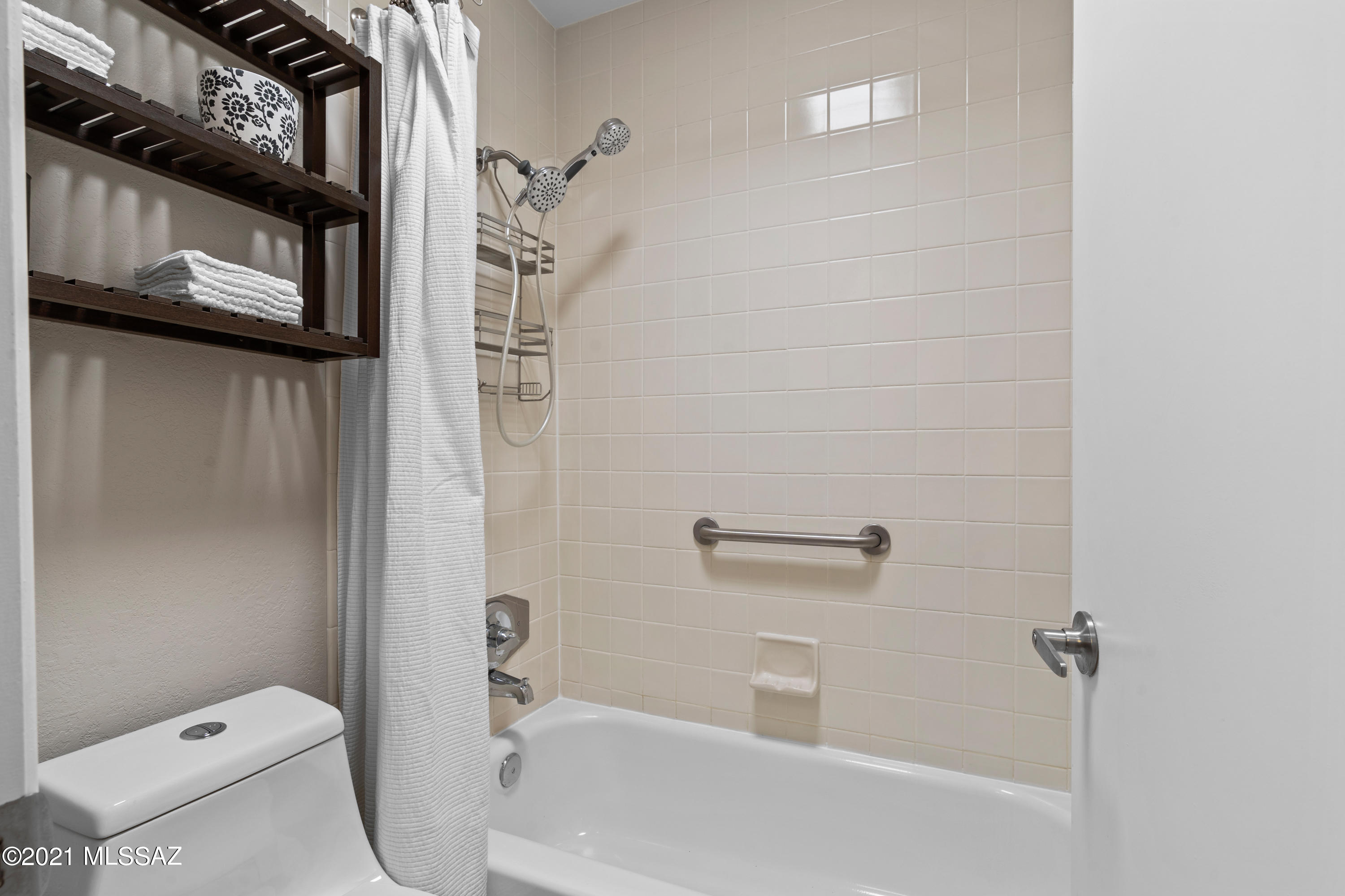 East Elm Place Townhomes (1-10) - Residential